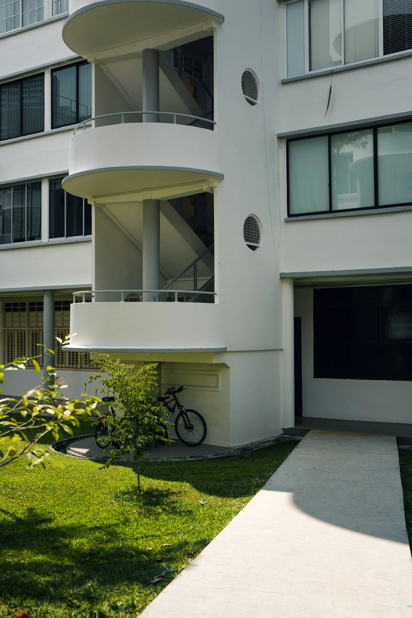 Leica Q3 43 Singapore_Tiong Bahru-7.jpg