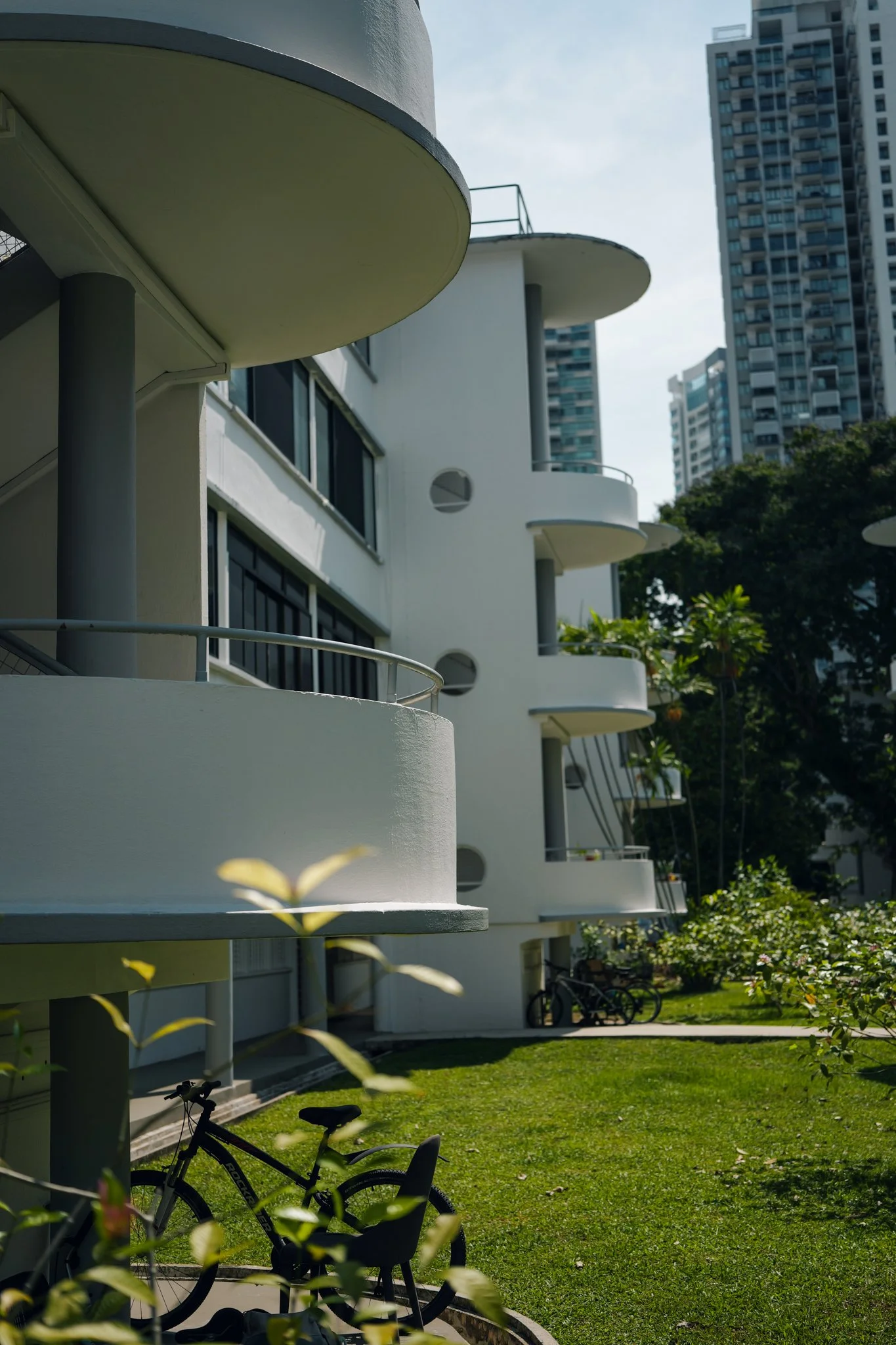 Leica Q3 43 Singapore_Tiong Bahru-8.jpg