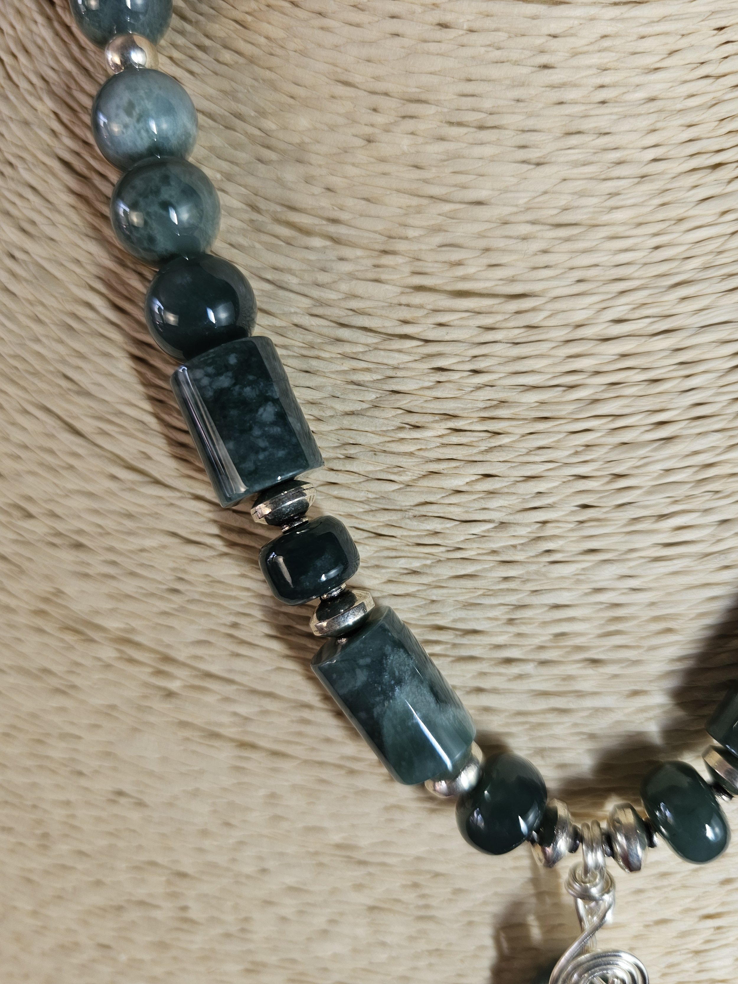 imperial-jade-translucent-pectoral-fan-amber-bead-necklace-front_xyitqv.jpg