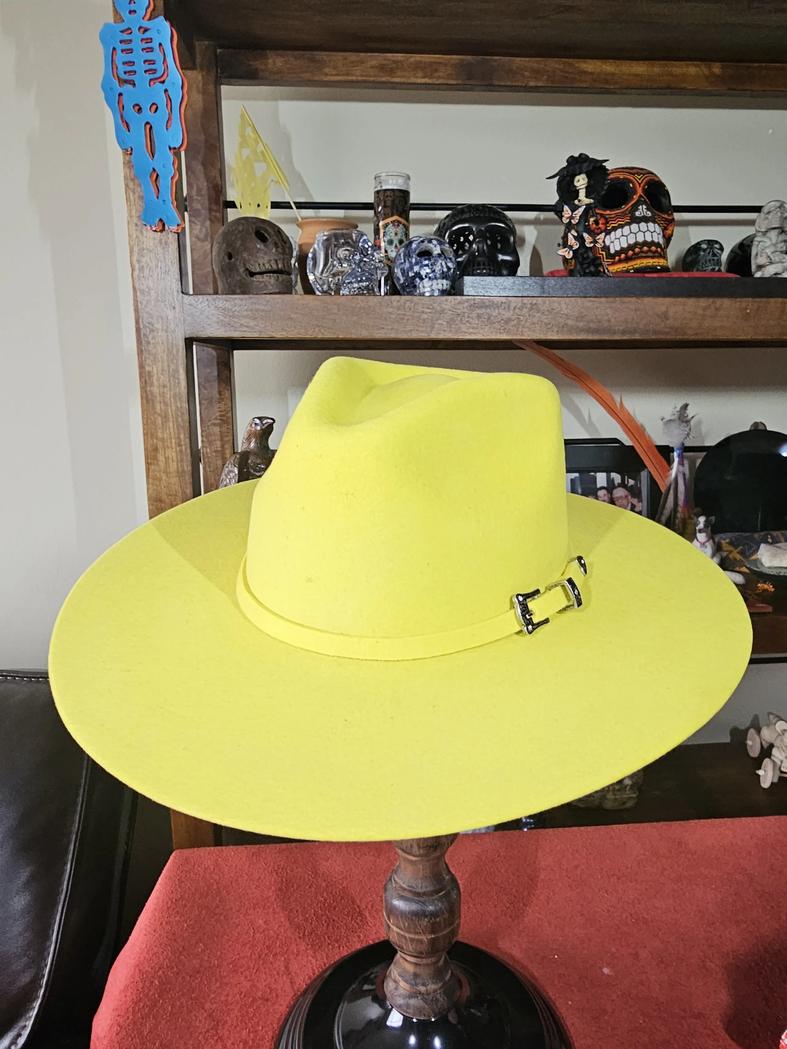 YELLOW WOOL HAT