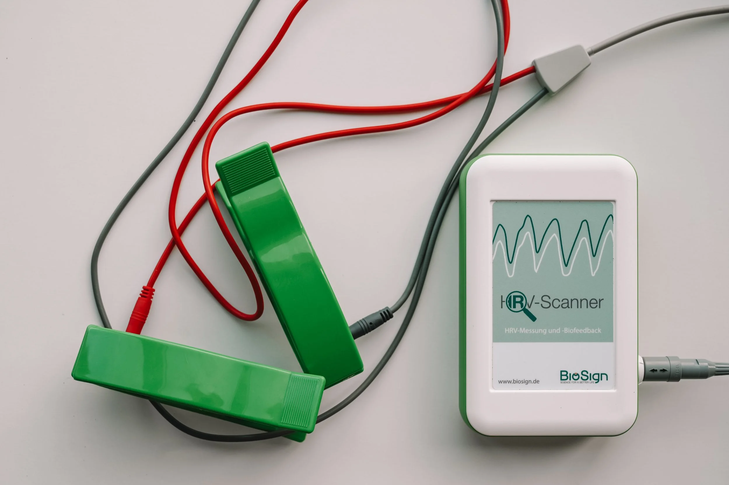 HRV biofeedback device used for nervous system assessment at Wave Functional Health Gold Coast