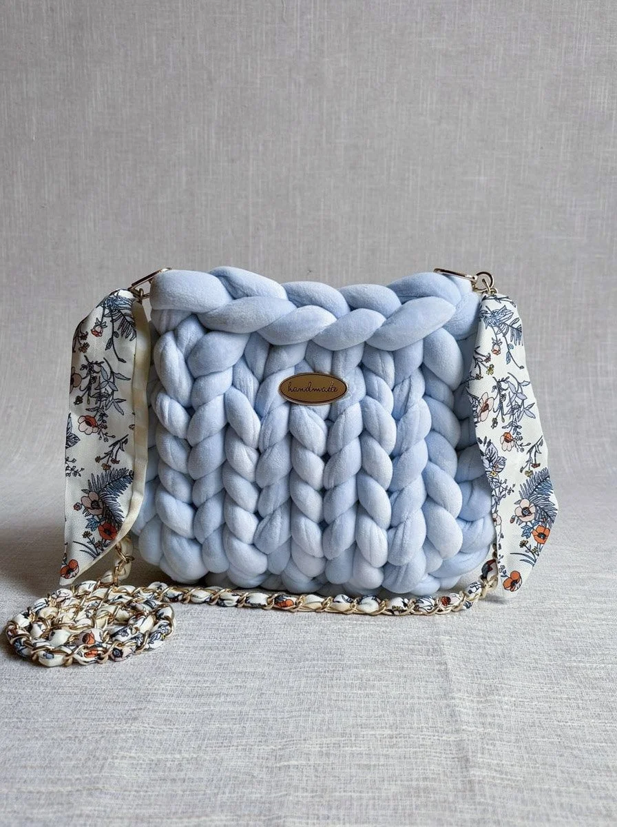 4-bluefloral_product_front.jpg