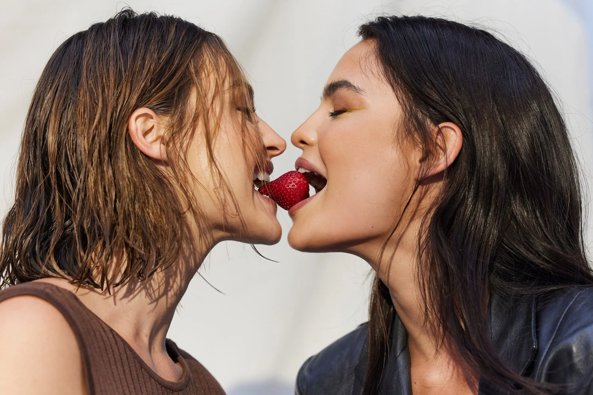 Kissing Compendium for the Modern Human