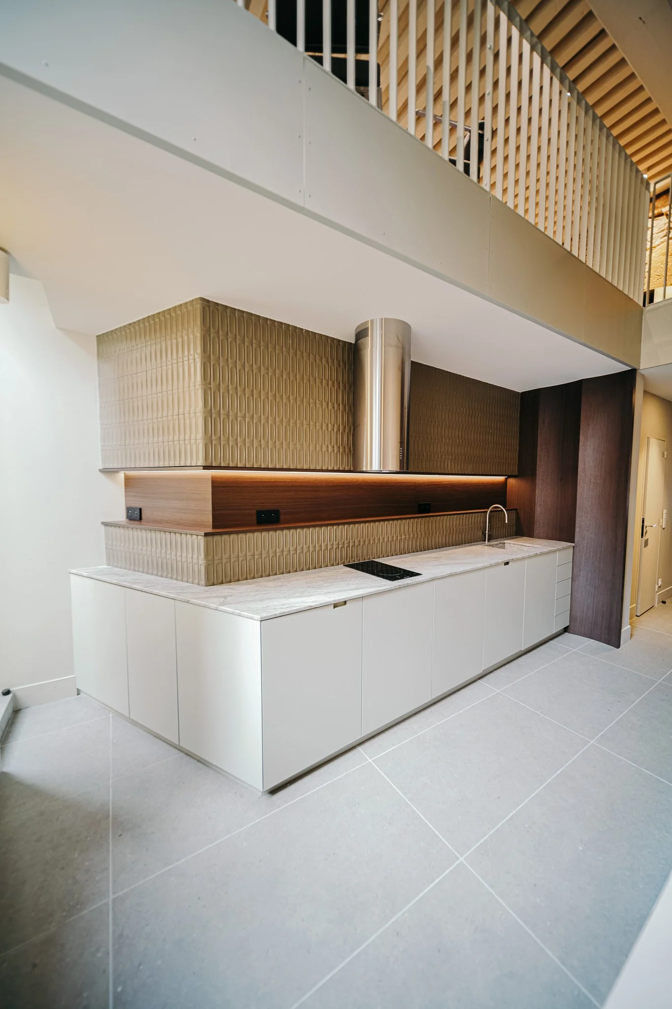 P1094710-6.jpg