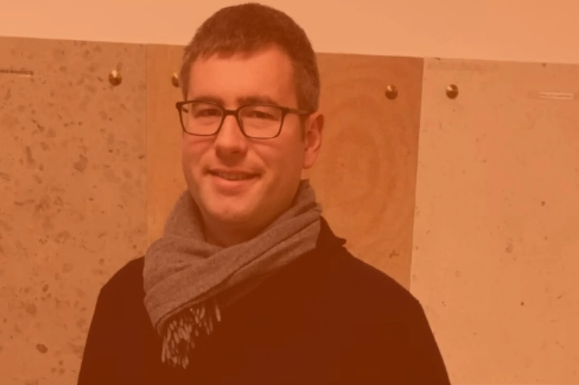 Thibaut Rémy, co-dirigeant du Comptoir des Pierres avec son beau-frère Jérôme