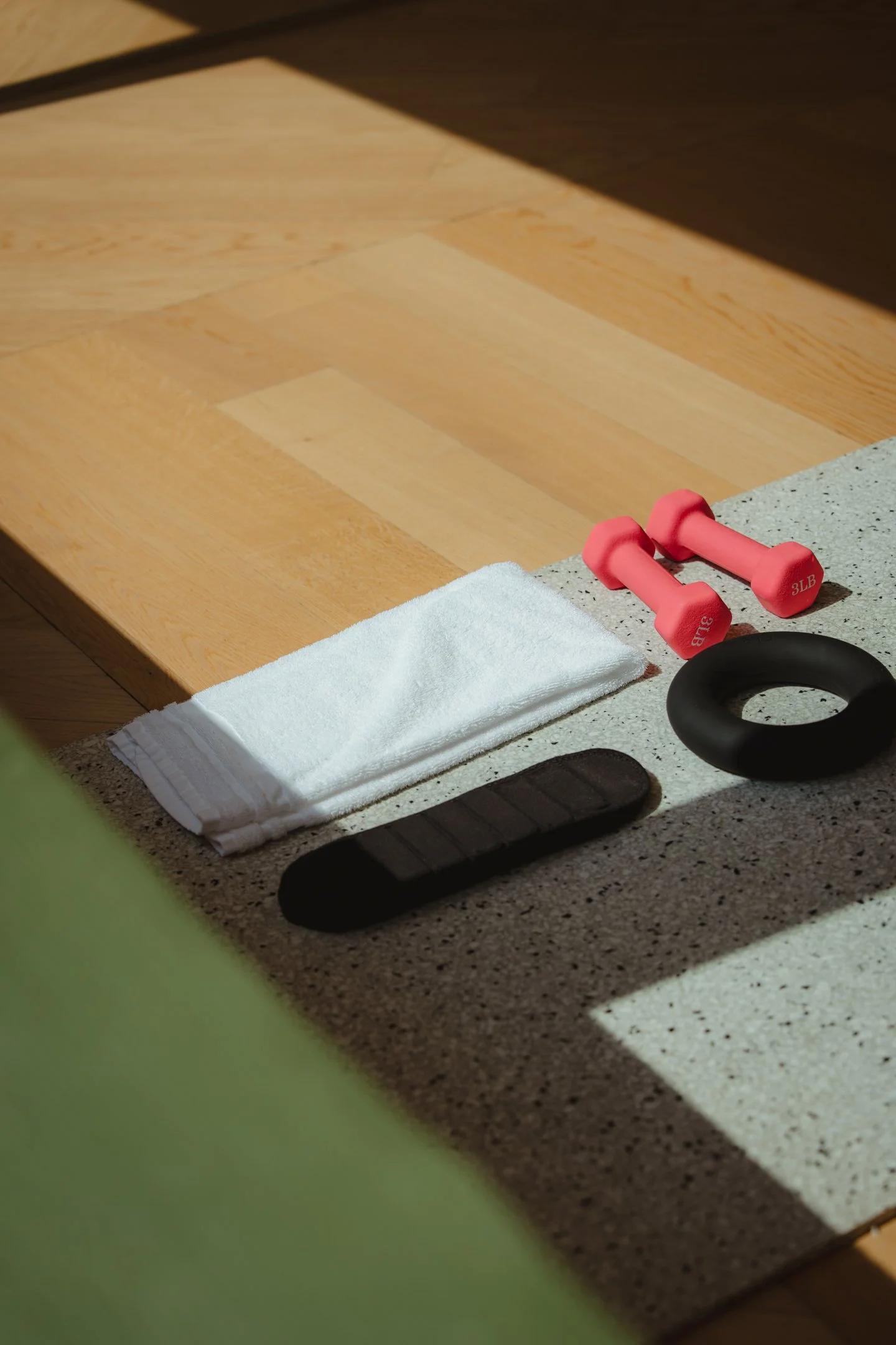 Mat pilates. Hot pilates. Hot sculpt. Infrared heated class. Boutique studio. Boutique hotel. Low impact workout. 