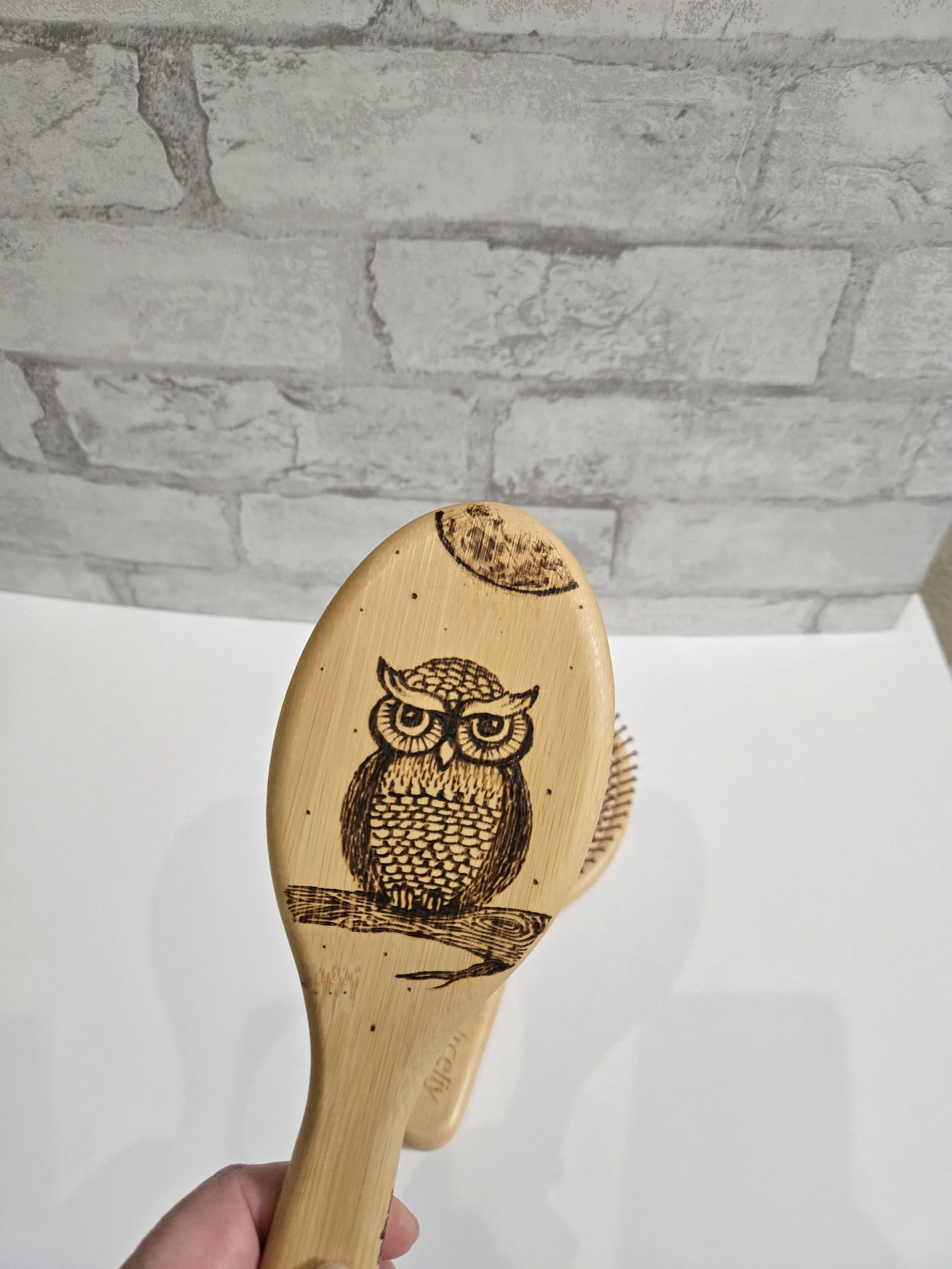 Bamboo Hair Brush with Freehand Pyrography, Oval - Owl