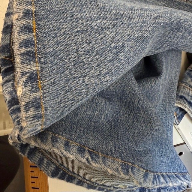 Shorten Jeans (original hem)
