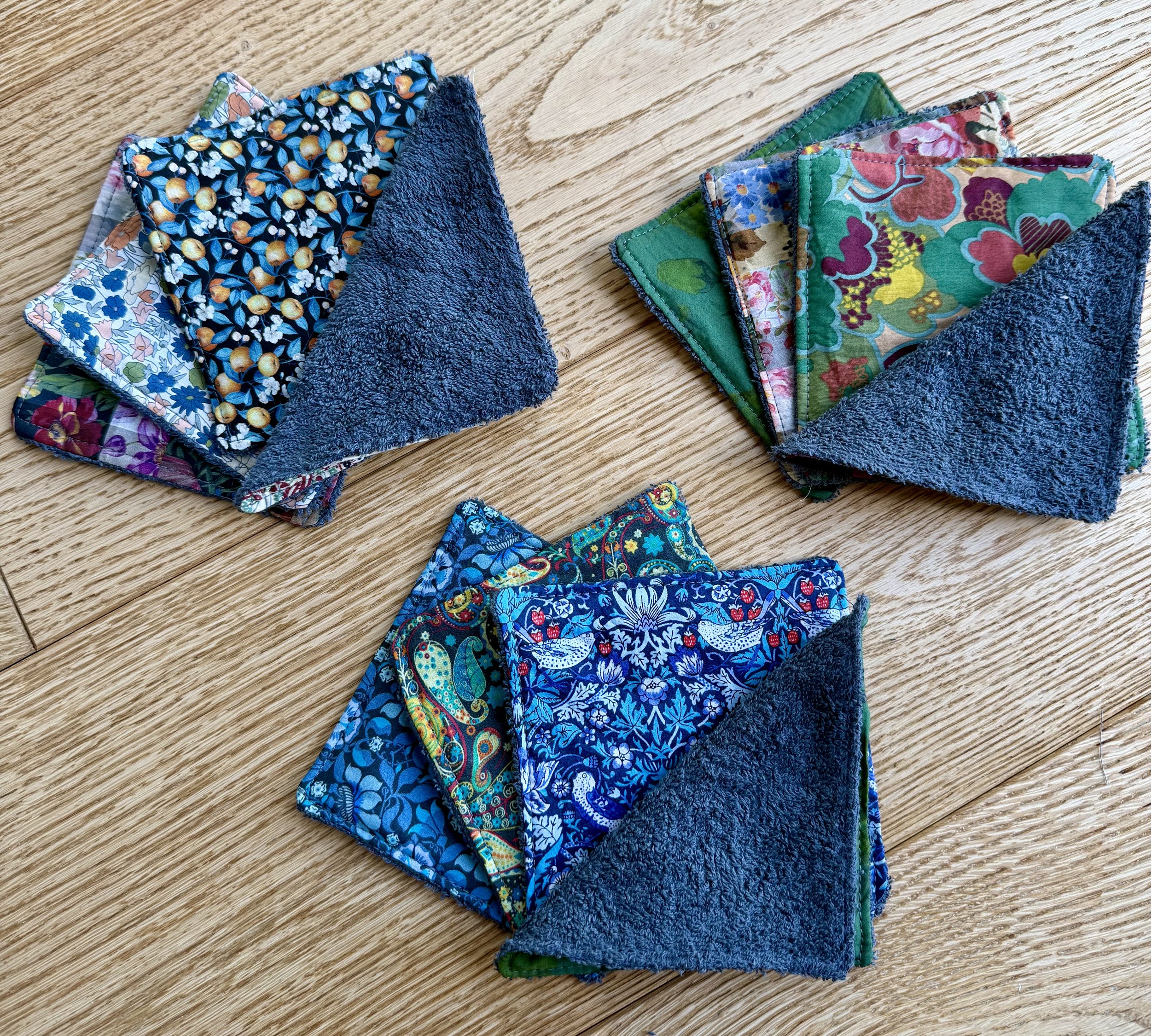 Charcoal Liberty Cleansing Cloths