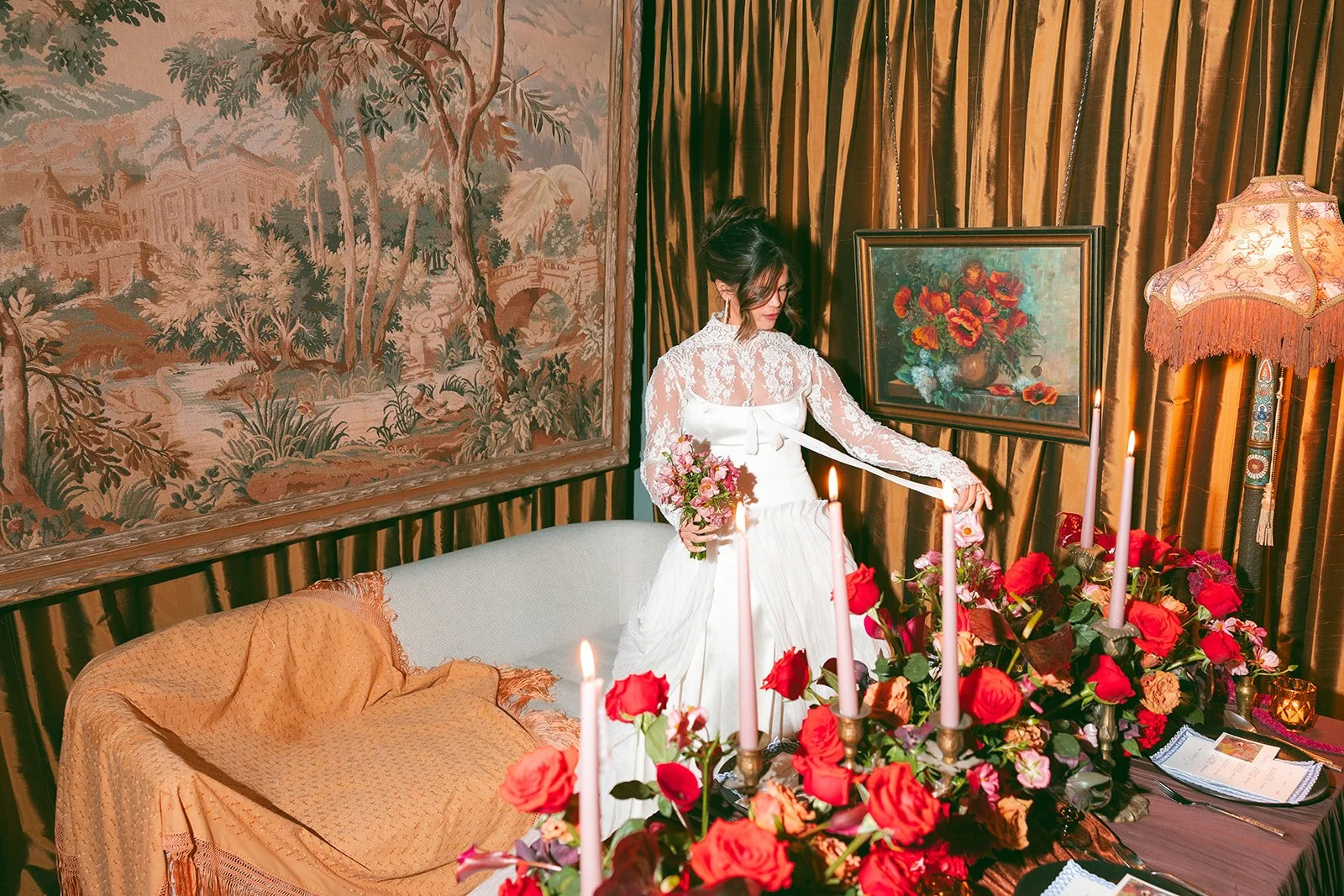 vintage maximalist editorial in le lounge no vacancy kansas city crossroads the cottage rose full service wedding florist winter wedding inspiration orchids amaranth calla lilies roses brown velvet linens vintage lamp tapestry petite bridal bouquet