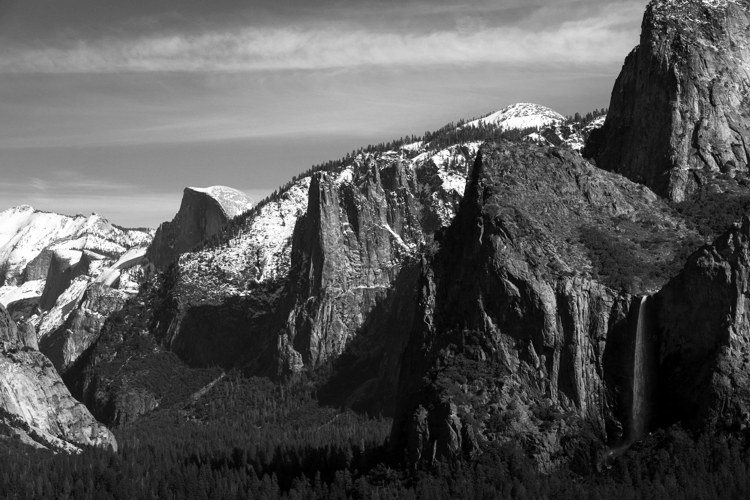 Yosemite Mountains (edit).jpg