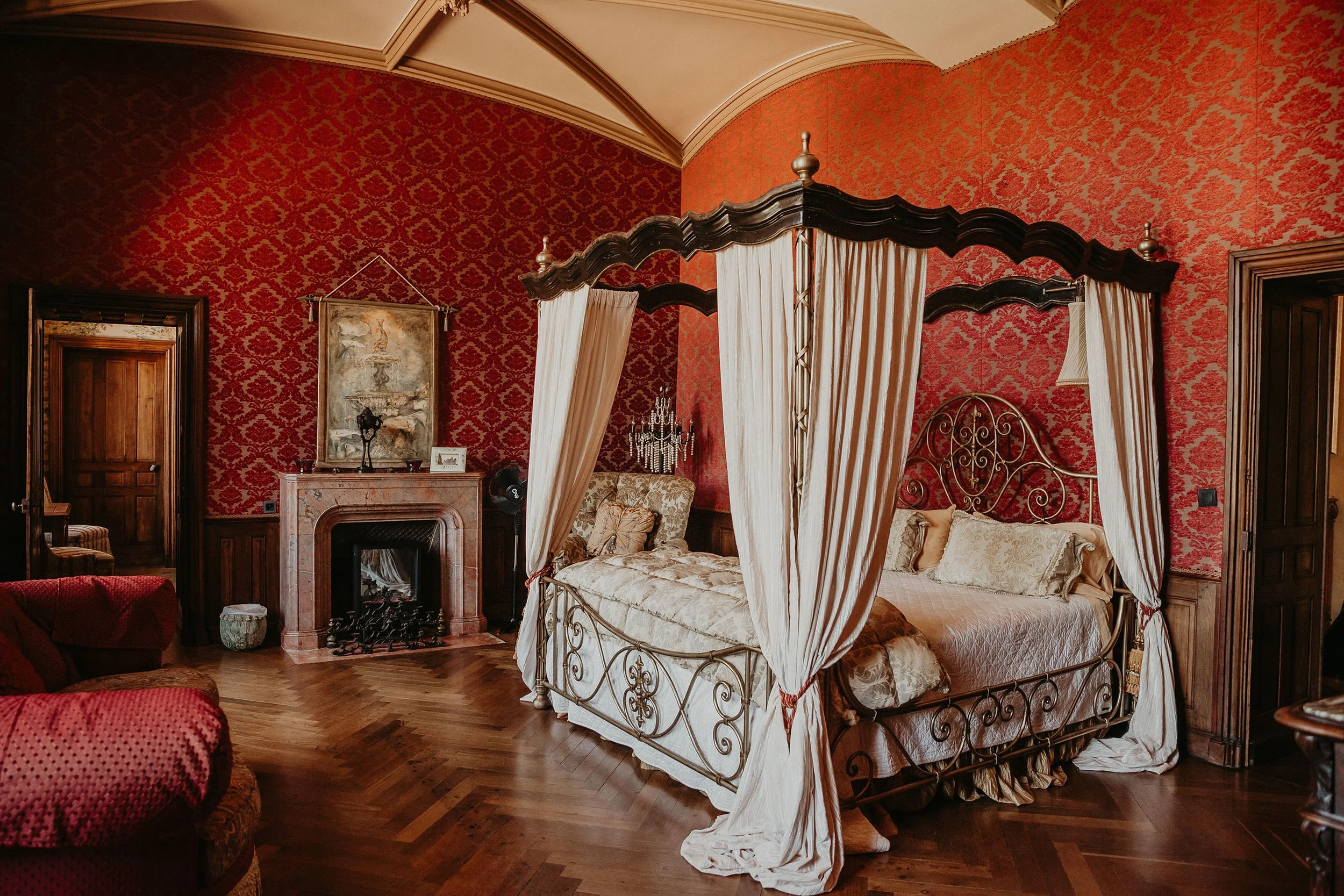 Romance Suite - BOOKED