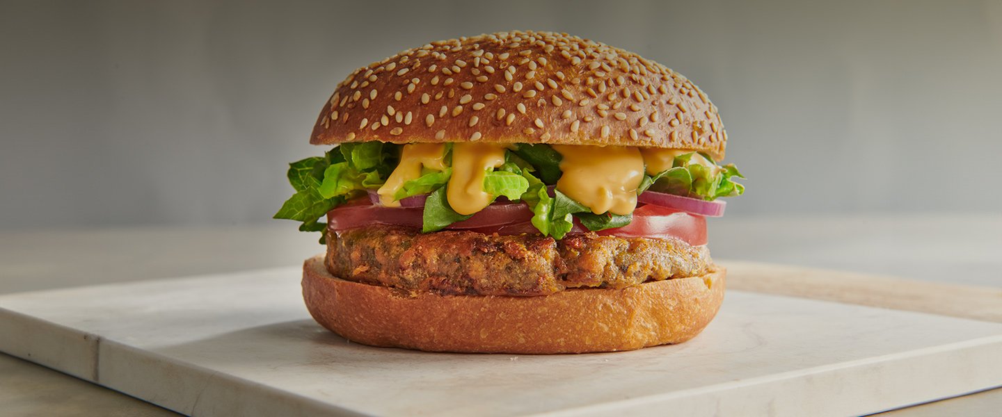 Klasyczny Hempeat Roślinny Burger