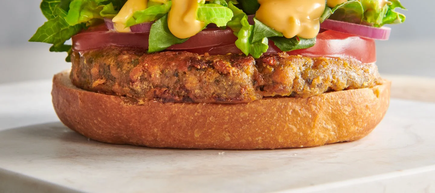 Hempeat burger z 100% polskich konopi.