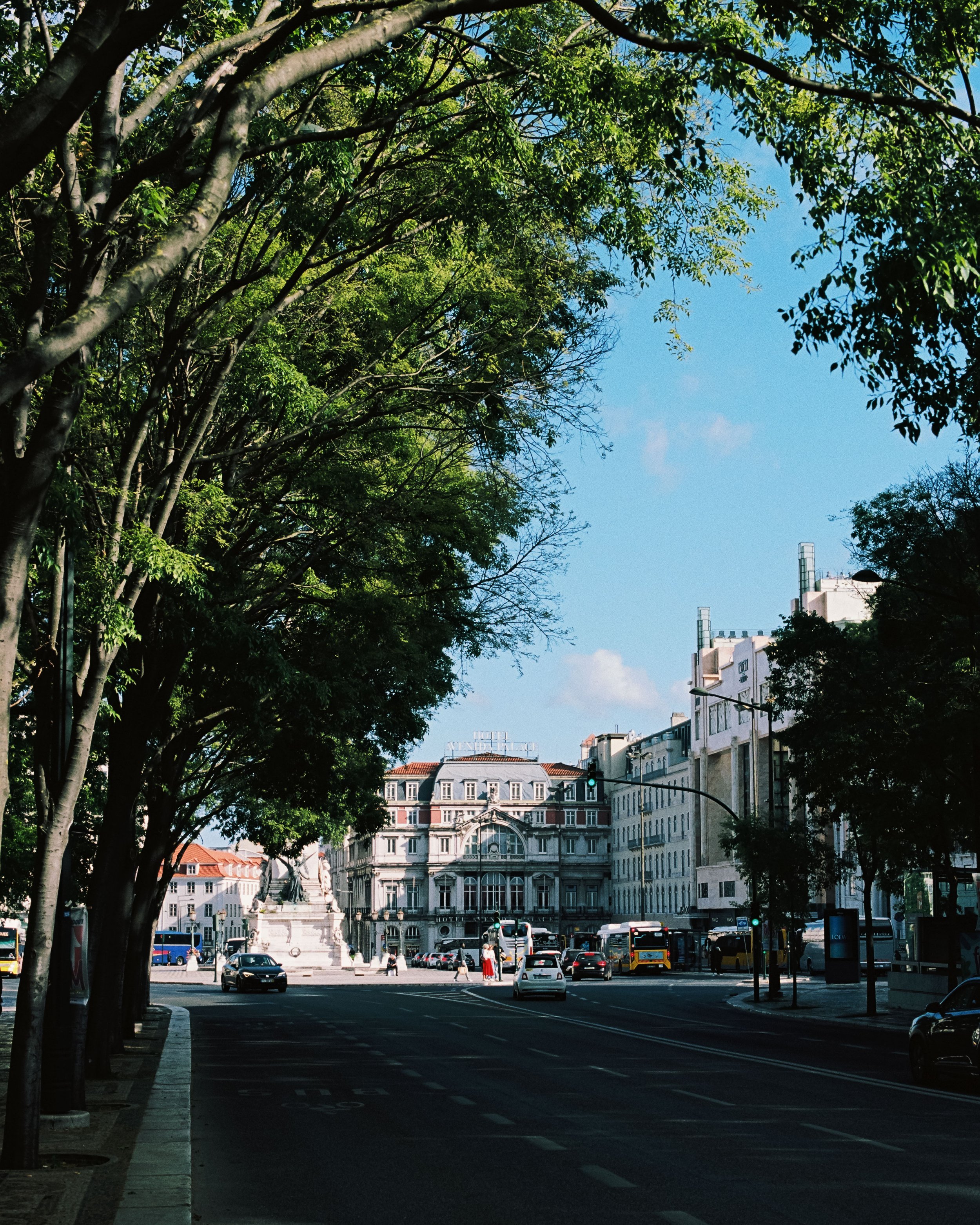 R1-03213-030A.jpg