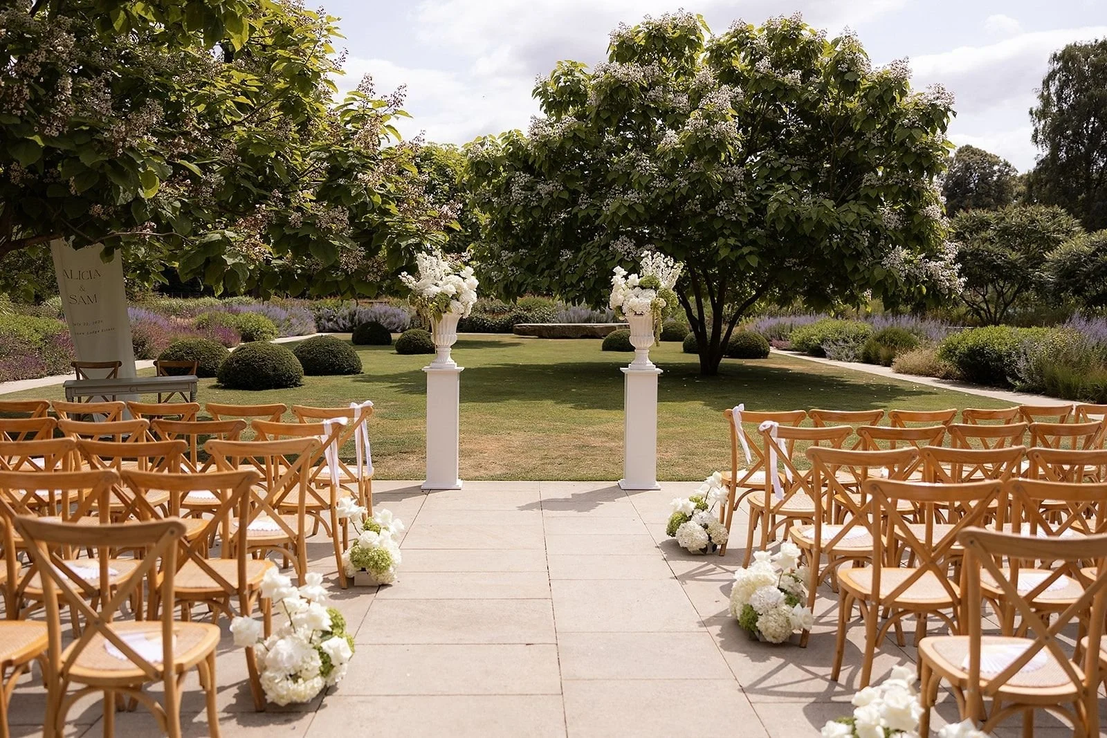 middleton lodge fig house wedding flowers