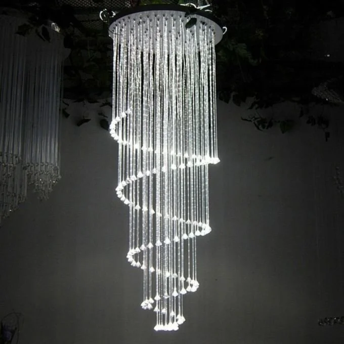 fiberoptisk-lysekrone-spiralheng.jpg