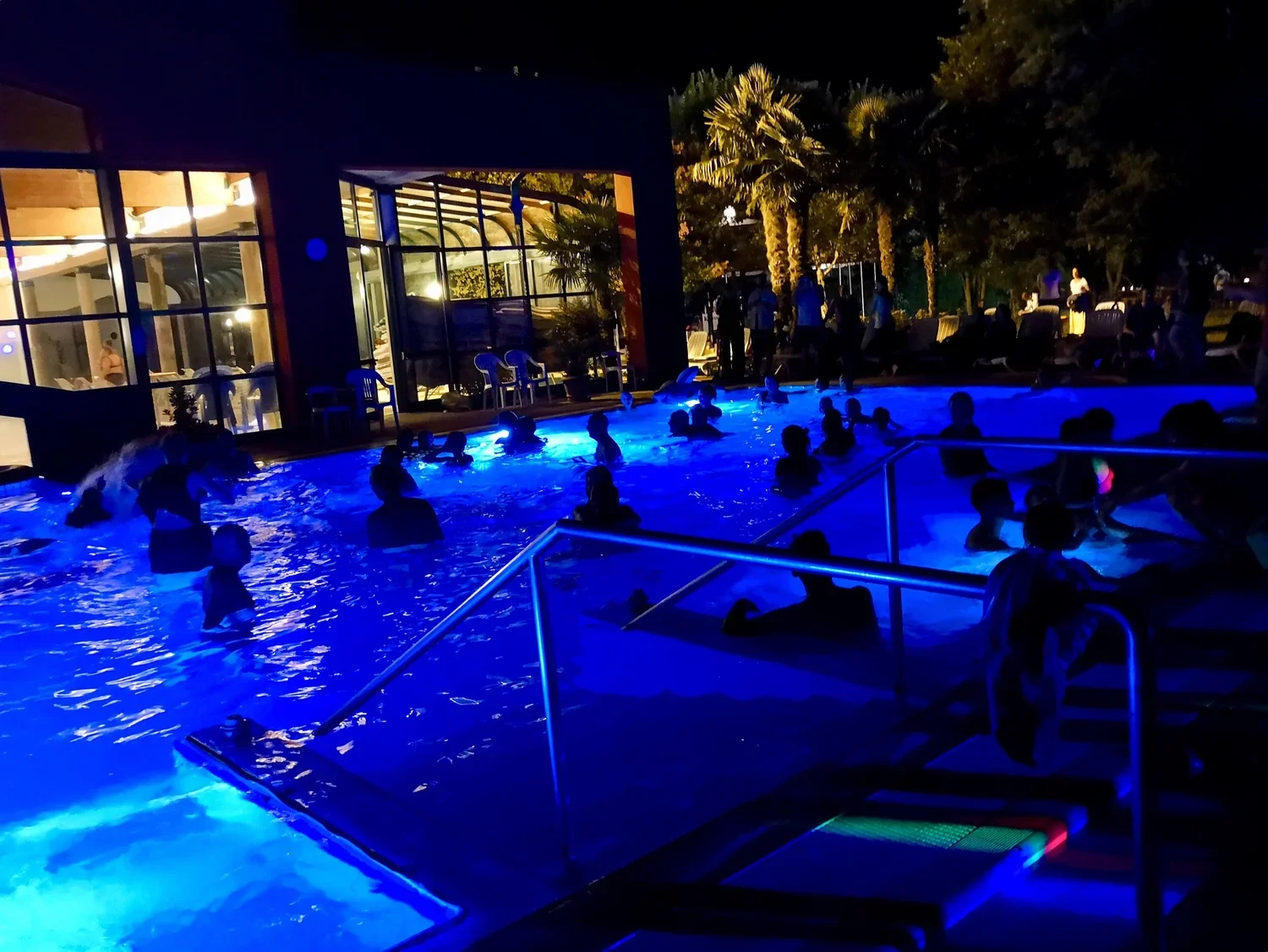 15_mfsc19_Poolparty_W2_1.webp