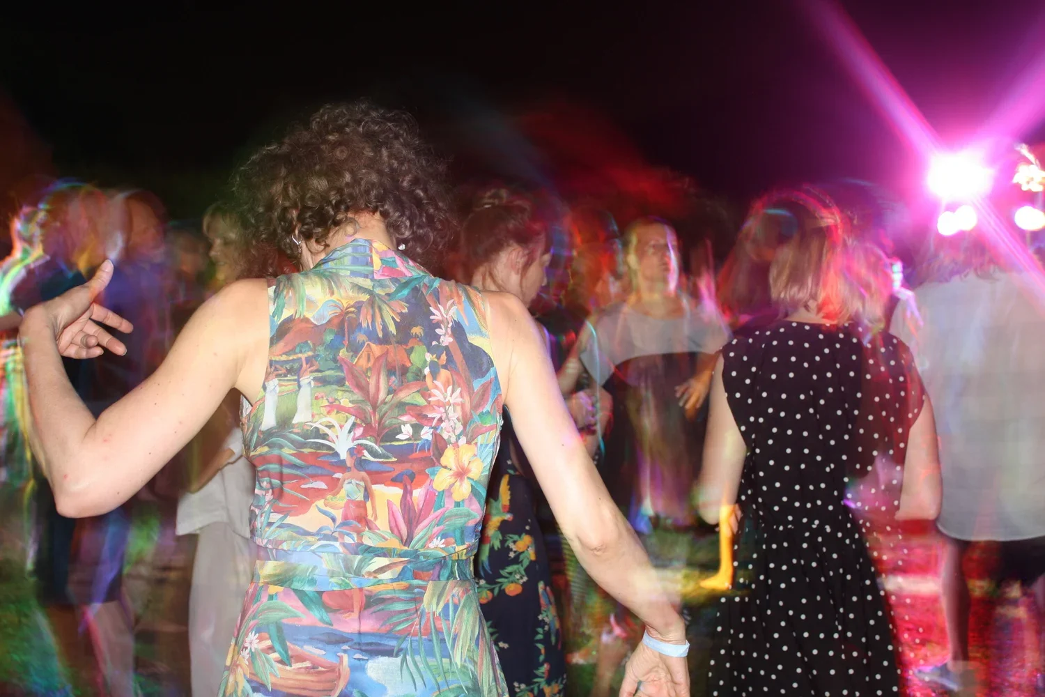 12_mfsc19_Poolparty_W1_2.webp