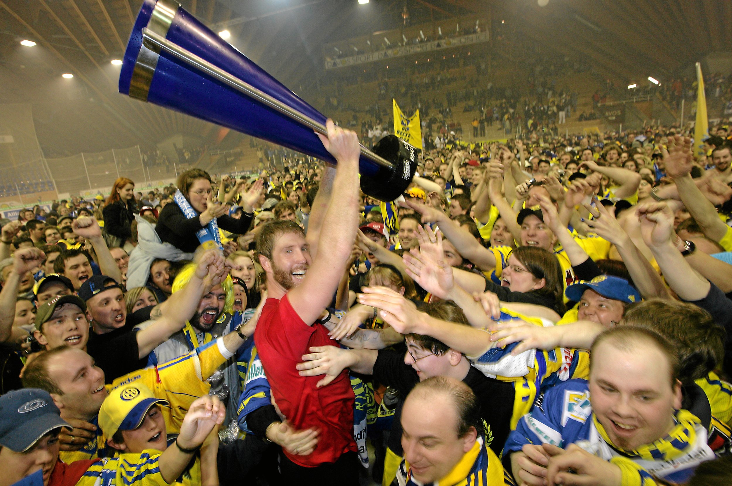 hcd_meisterfeier_2005_32_1.jpg
