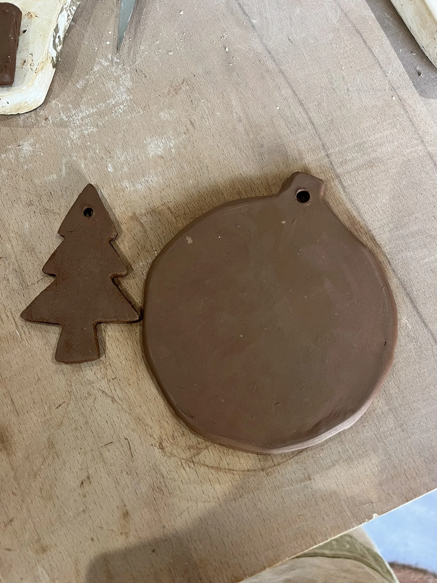 Christmas pottery class (2).JPEG