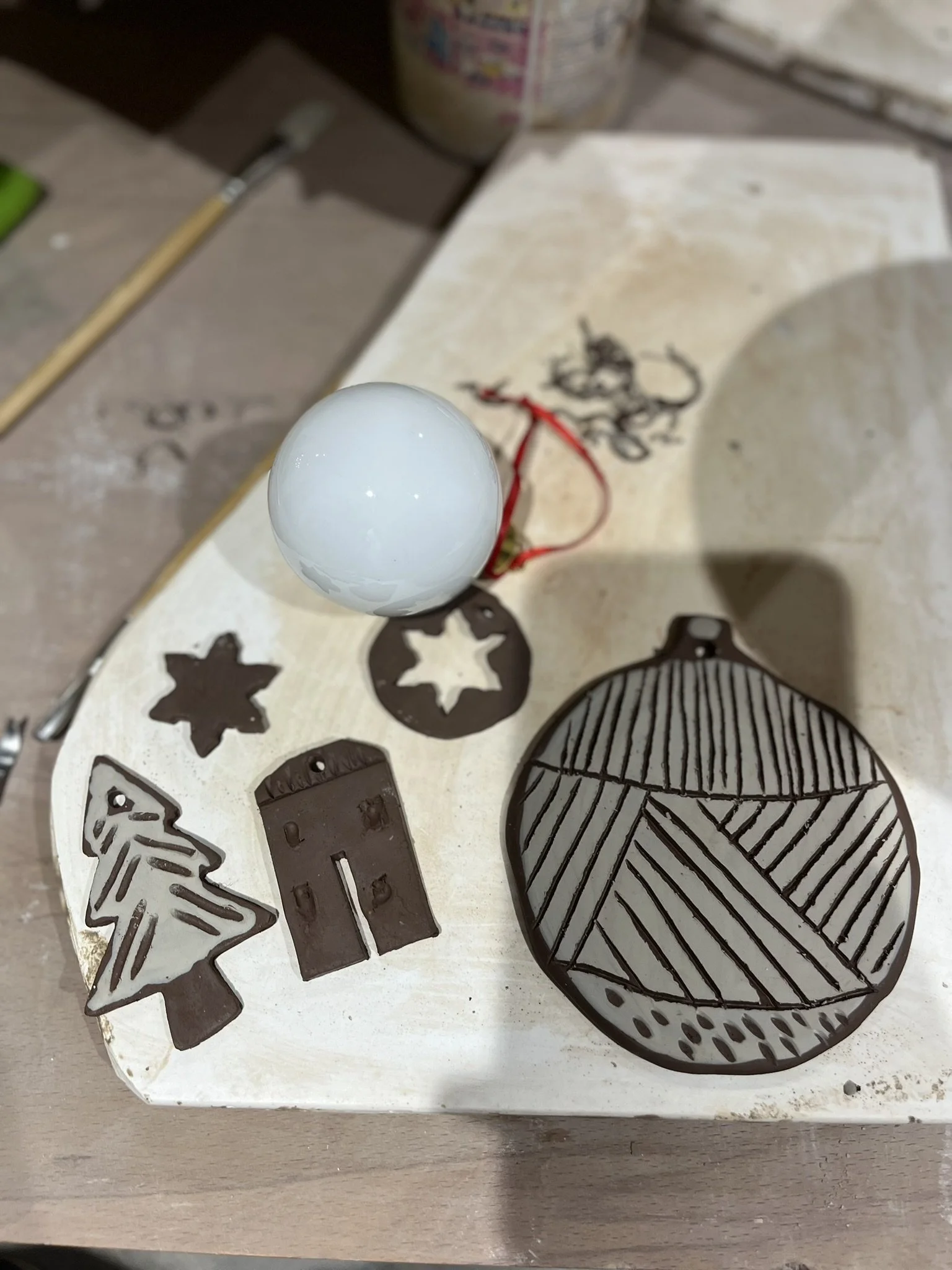 Christmas pottery class (3).JPEG