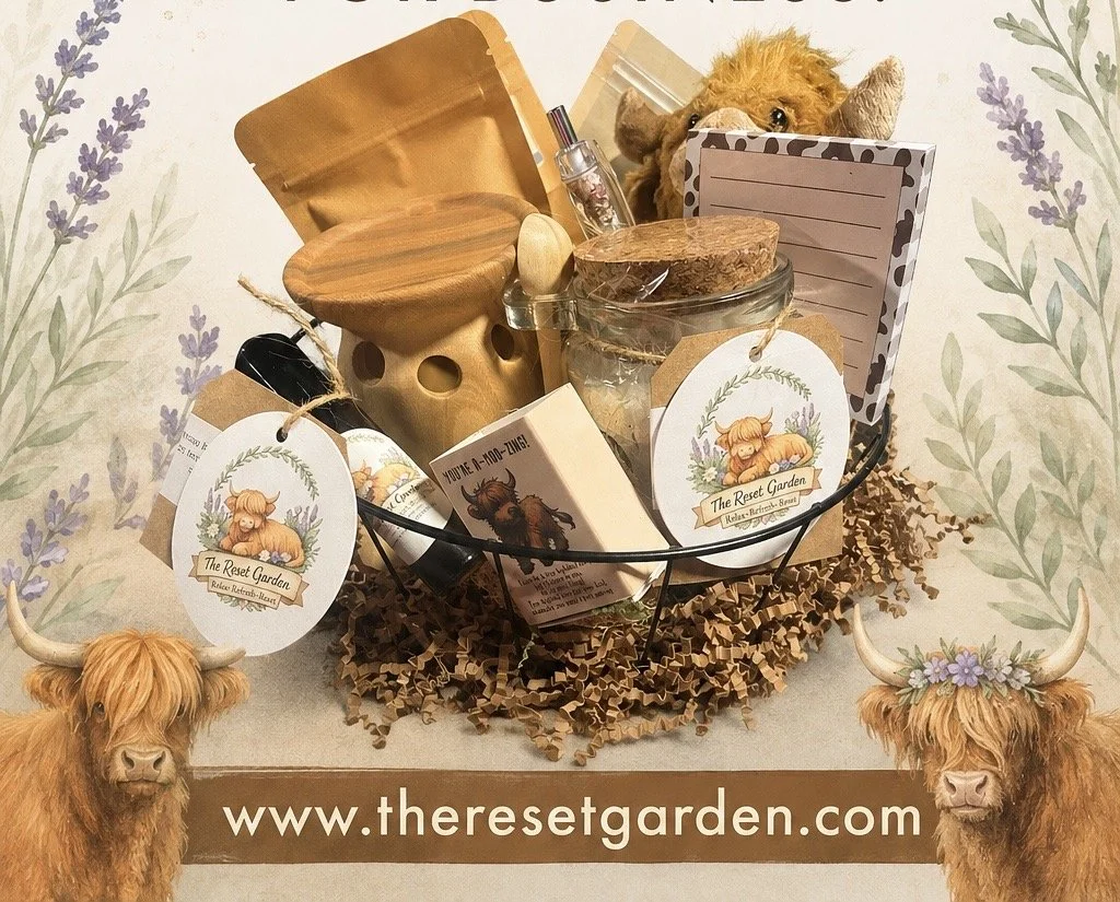 Cozy Garden Reset Wax Warmer Gift Basket