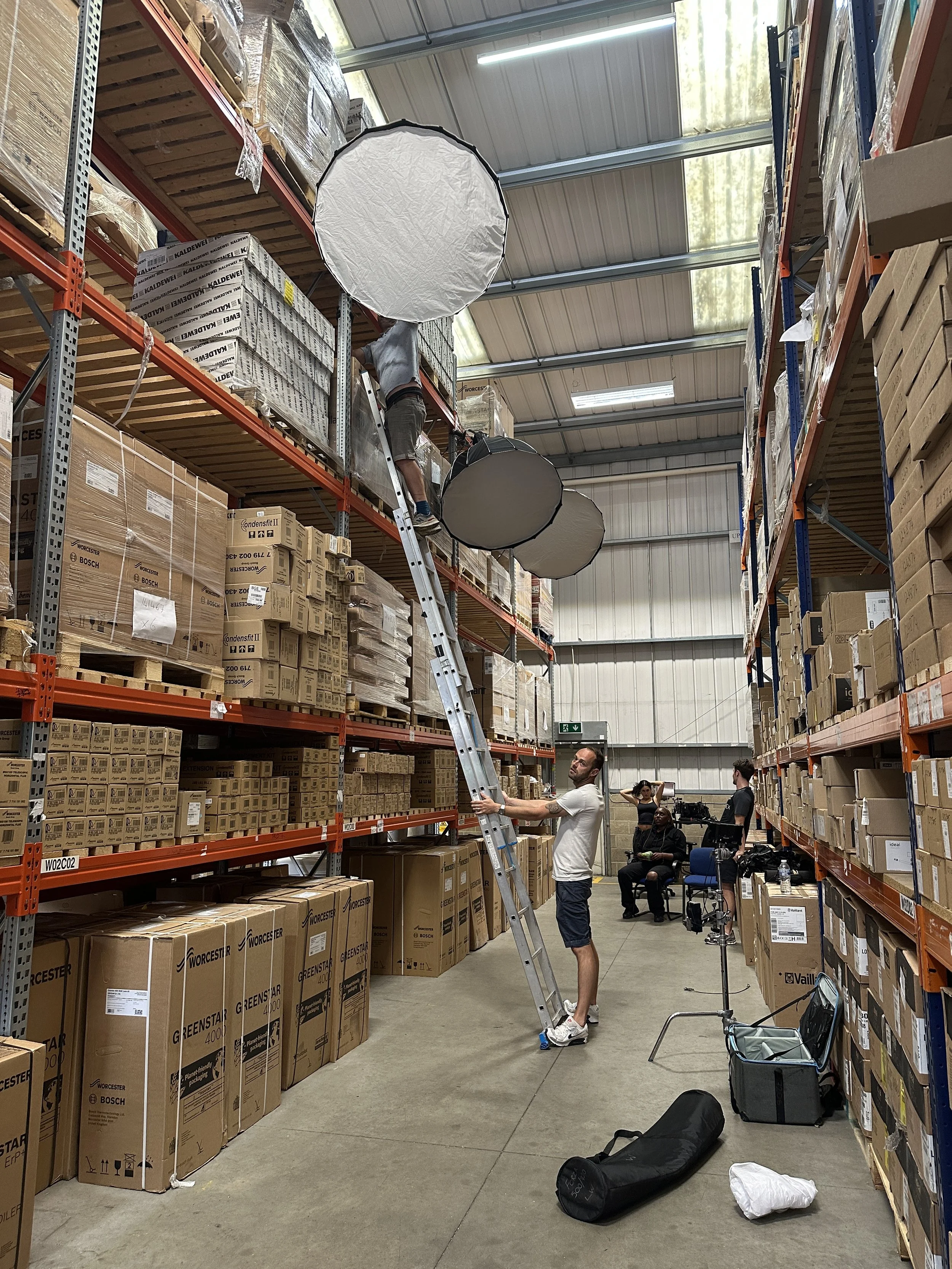 Gaffer putting up lights on the Wolsley TVC