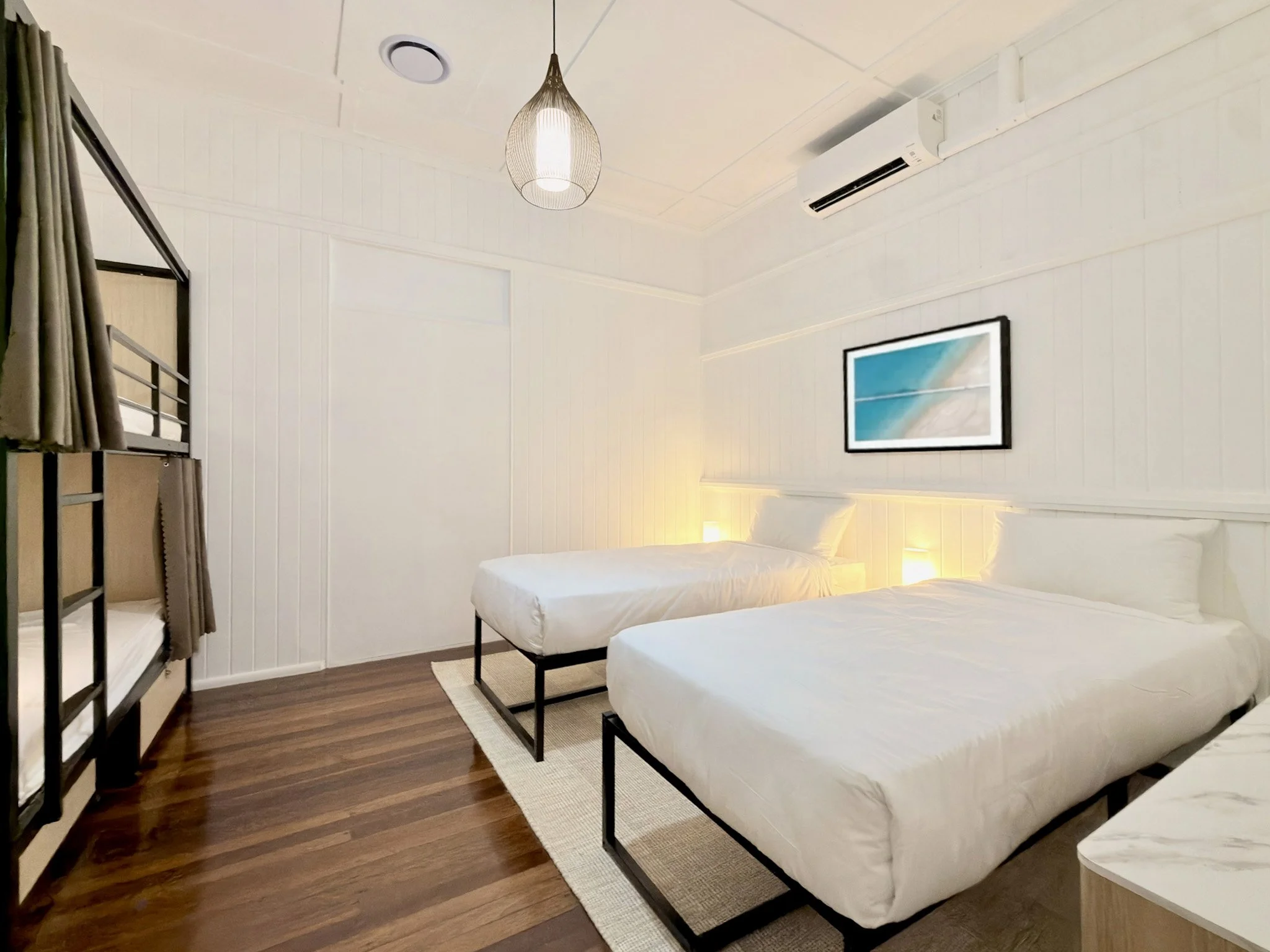 4 Bed Mixed Dorm 1.jpg
