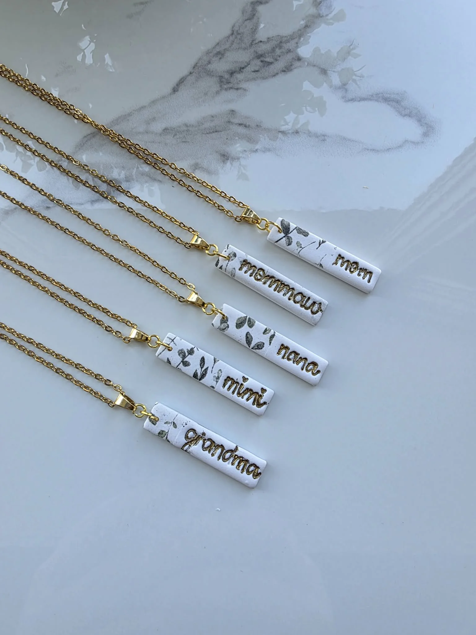 MOTHER'S & GRANDMOTHER'S BOTANICAL NECKLACE