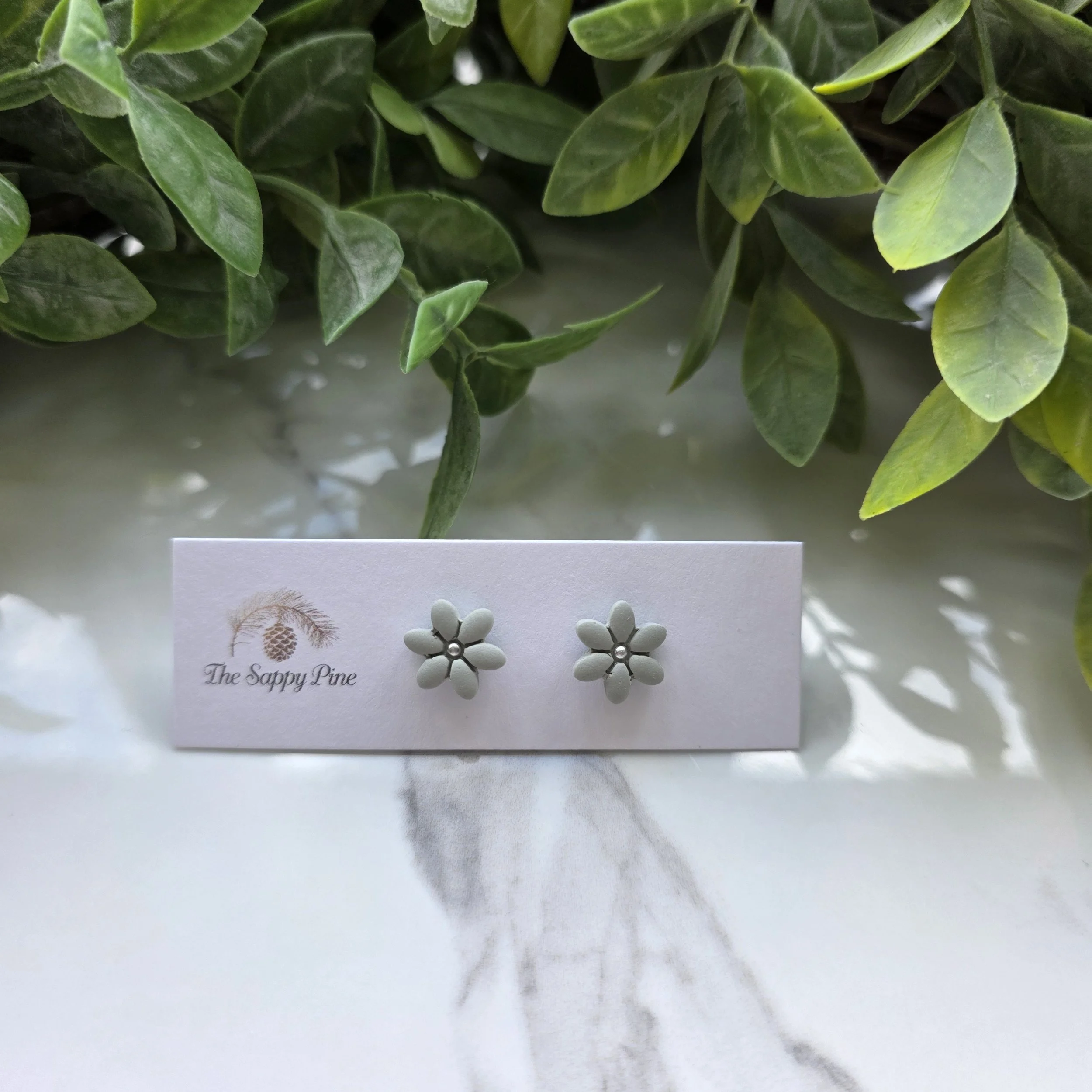 SPRING & SUMMER DAISY STUD EARRINGS