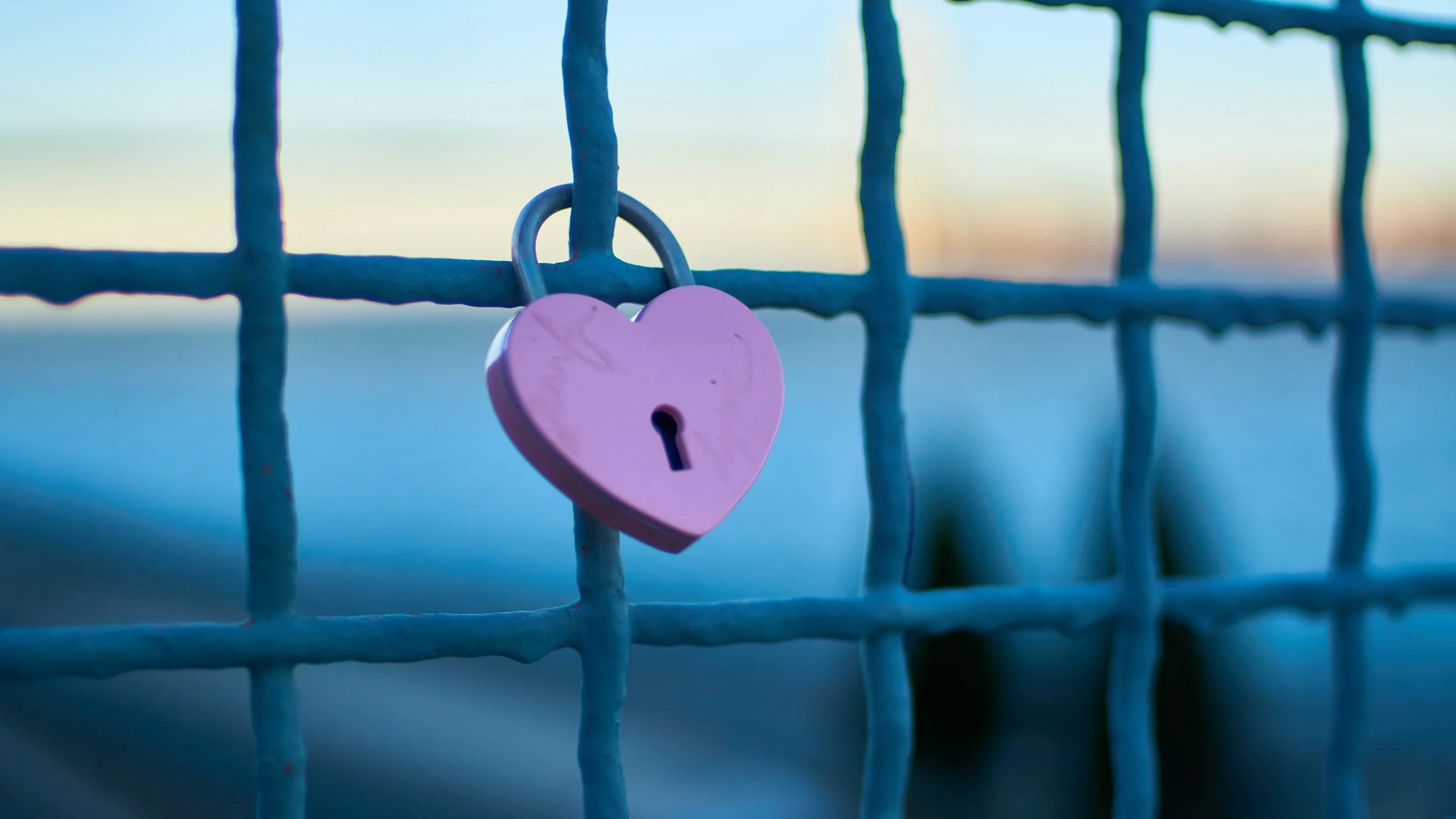 The Most Common Problem Destroying Romantic Relationships