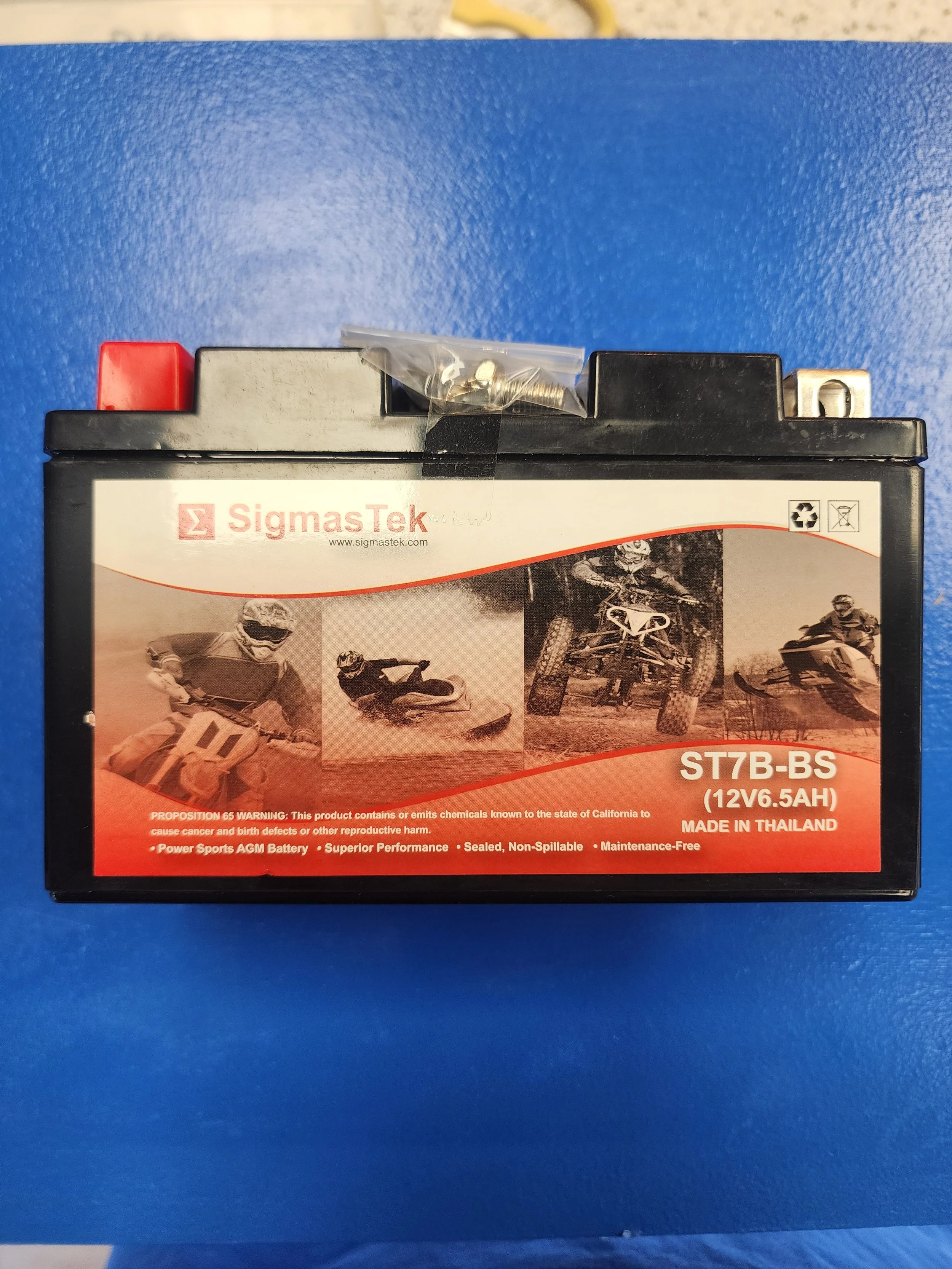 YTX7B-BS AGM Battery