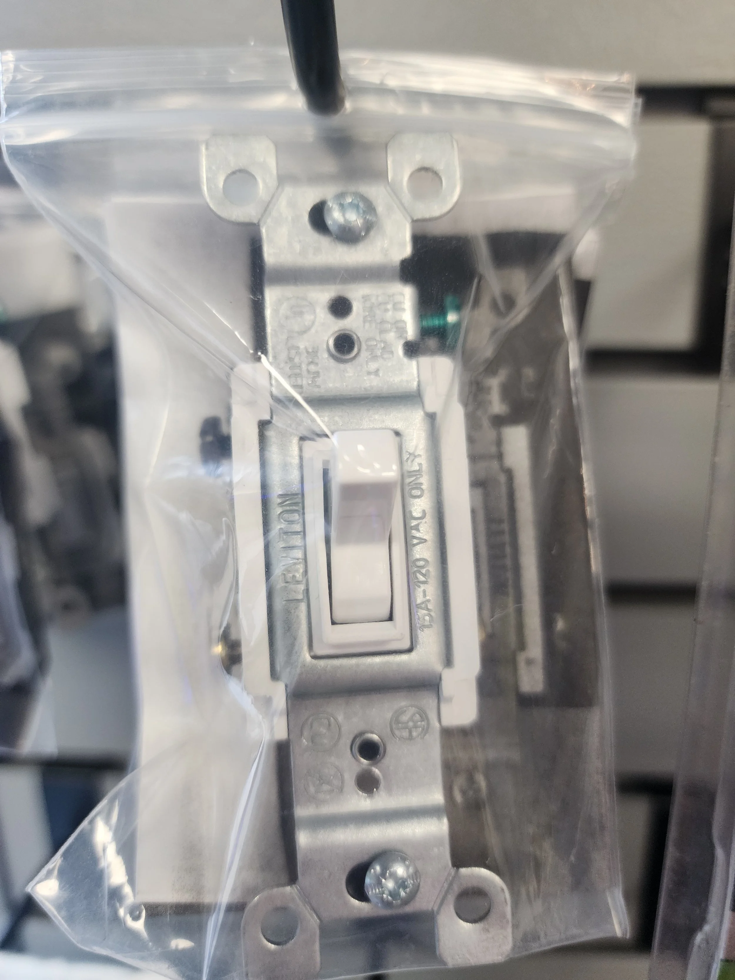 Leviton 3 way switch