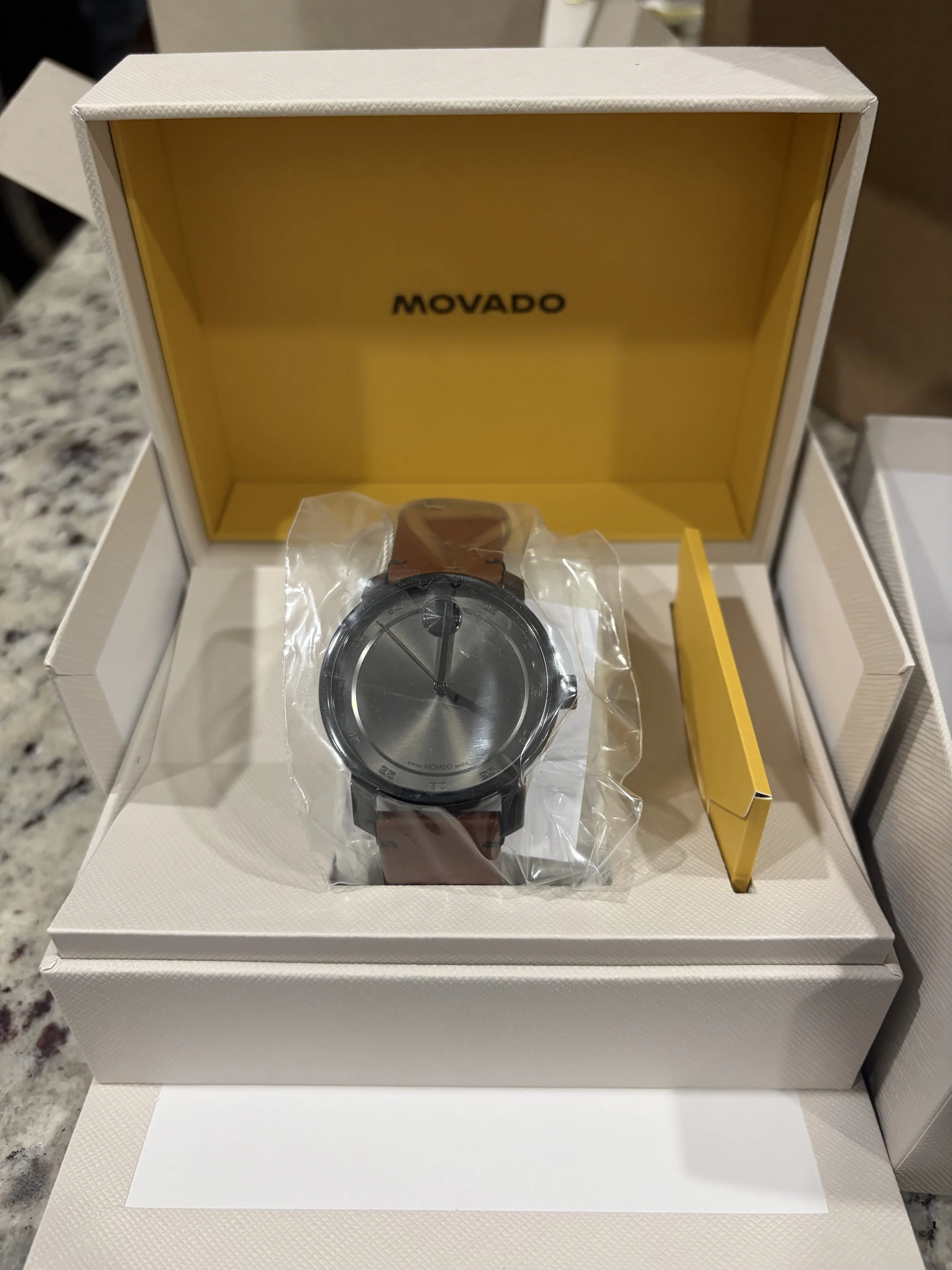Movados Men Bold 43 mm 360047