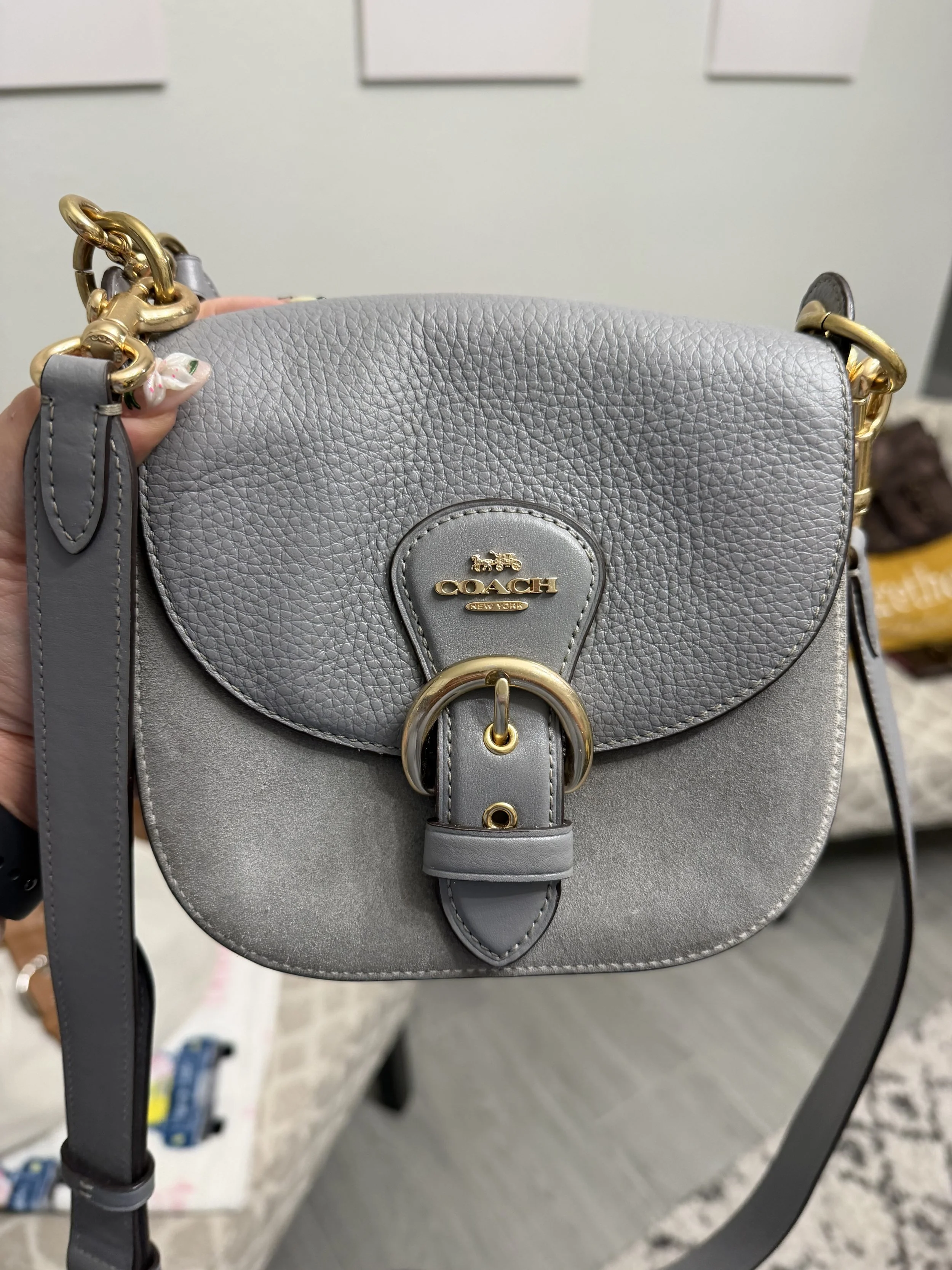 Coach Gray Leather Crossbody Bag – Timeless Designer Style
