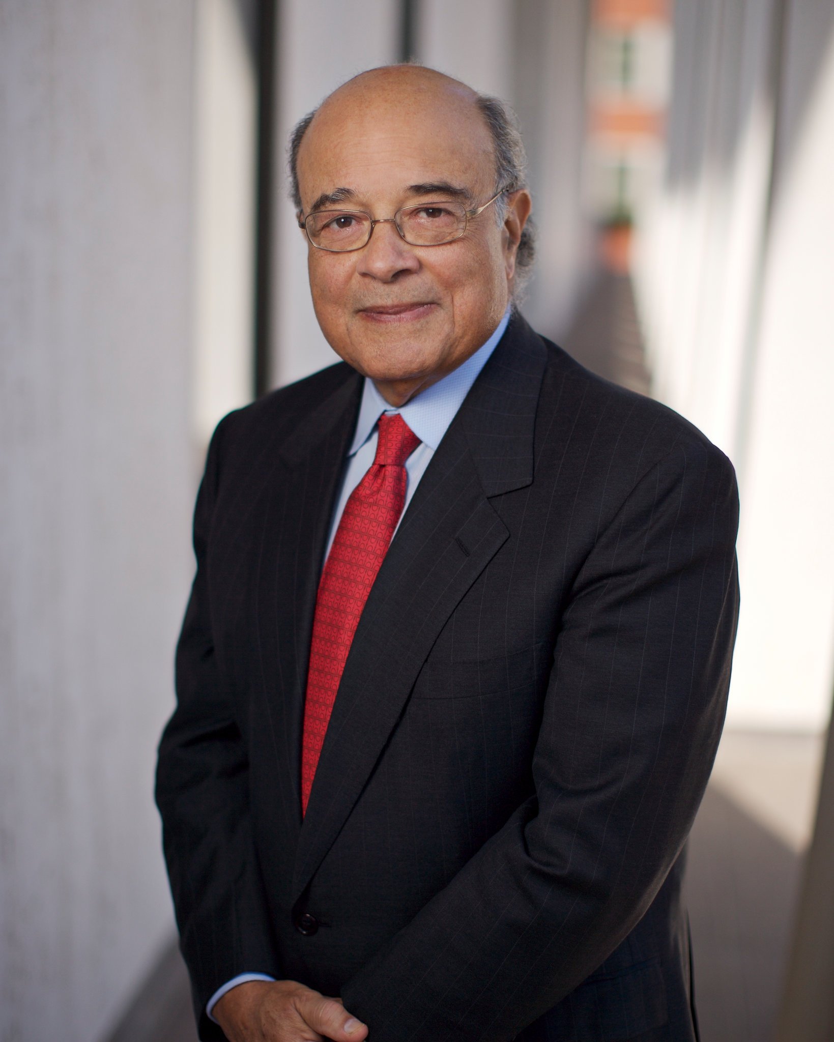 Dr Adel Mahmoud Photo