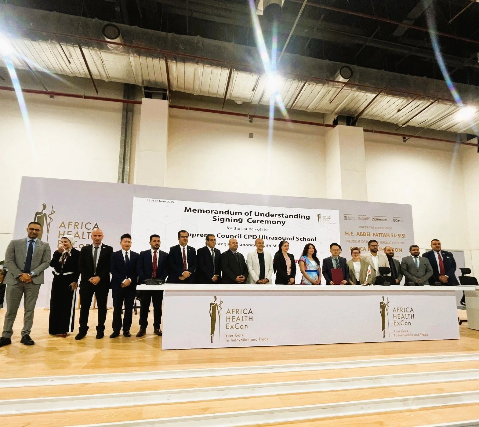 Signing ceremony between the Supreme Council of University Hospitals and Mindray to launch the SCUH Ultrasound School during Africa Health ExCon 2025.