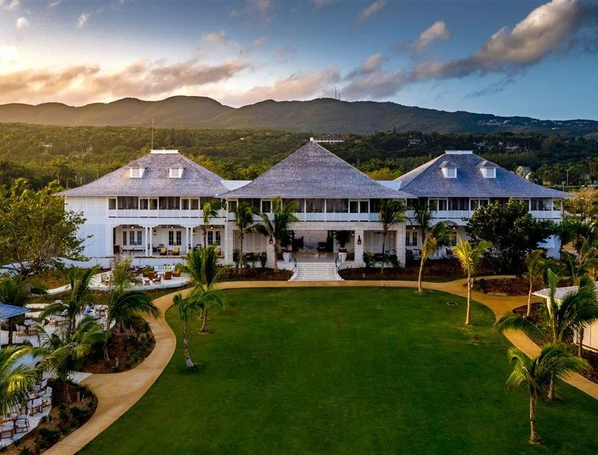 Half Moon Resort (Eclipse Expansion)