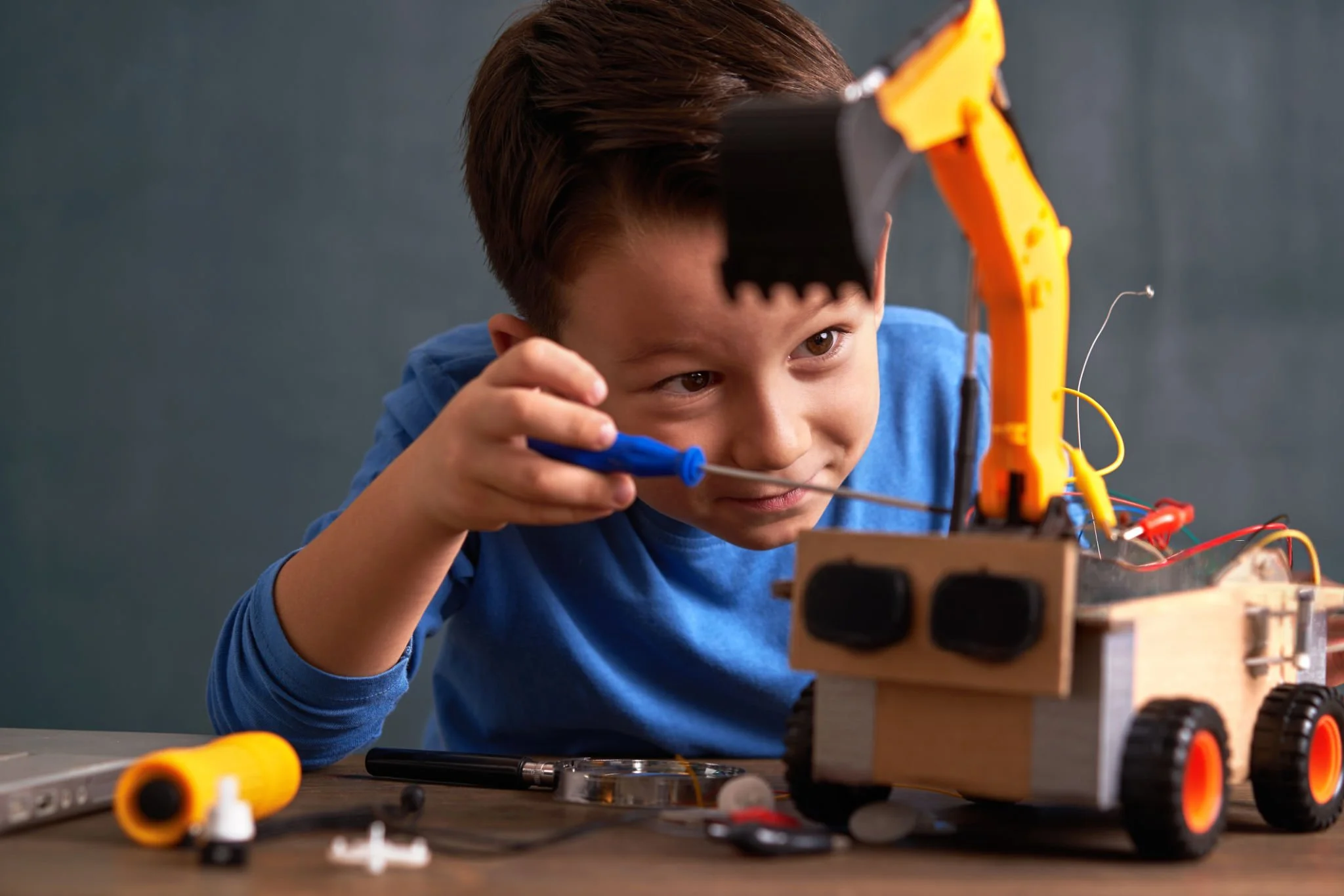 8 Real-World Experiences That Build Future-Ready Kids