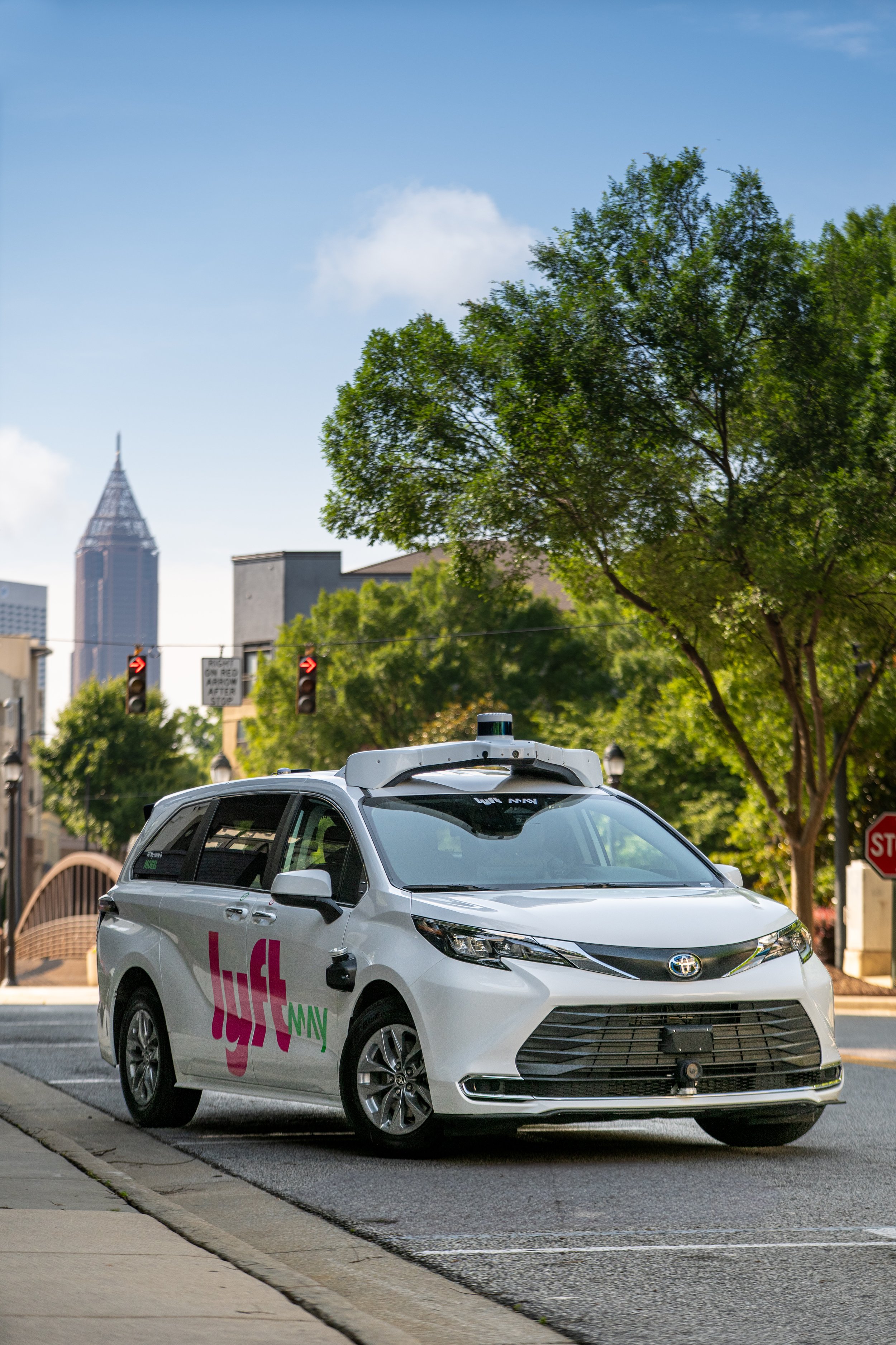 May Mobility Lyft-22.jpg