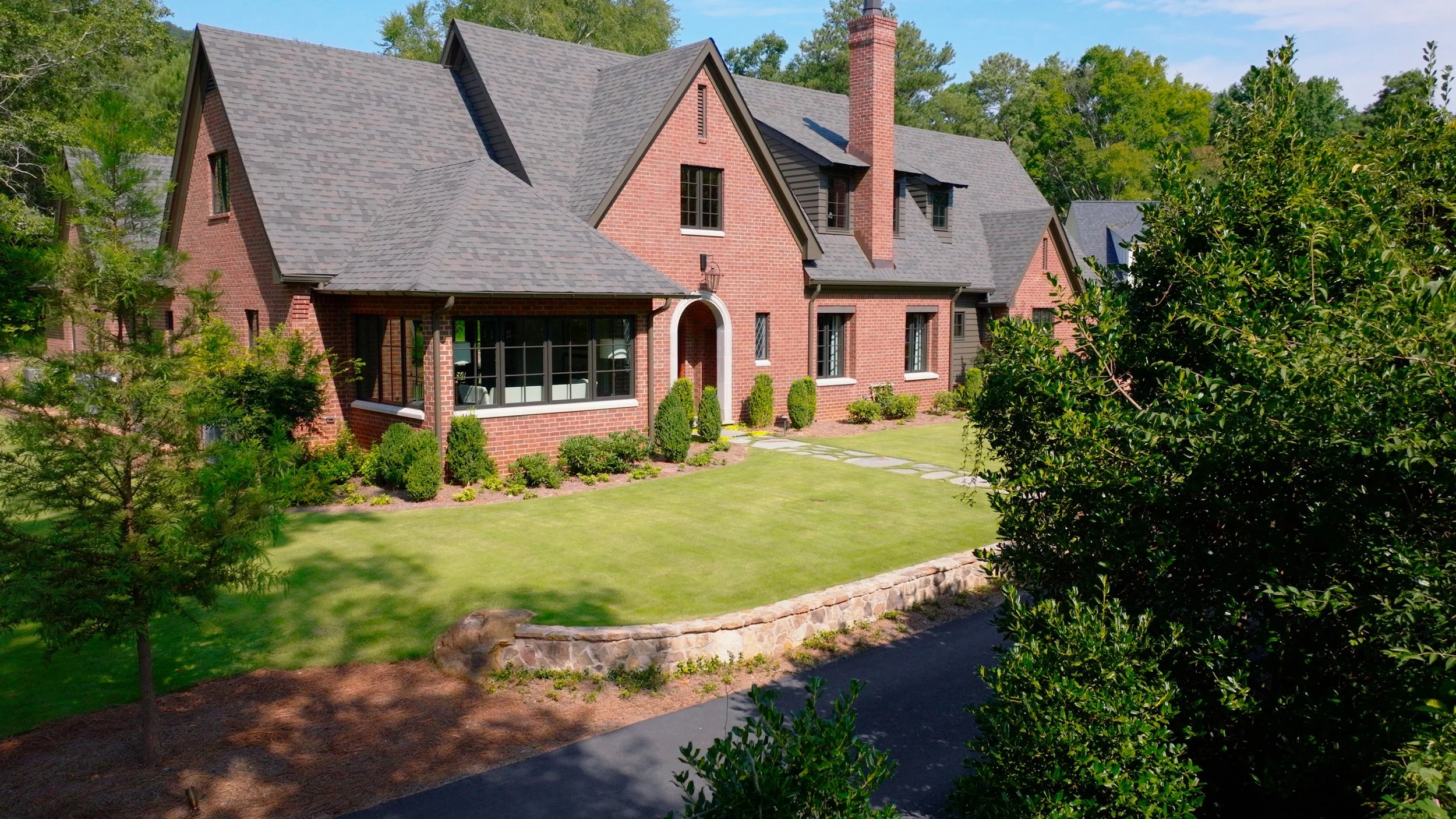 Level Lawns B-Roll Photos 2.jpg