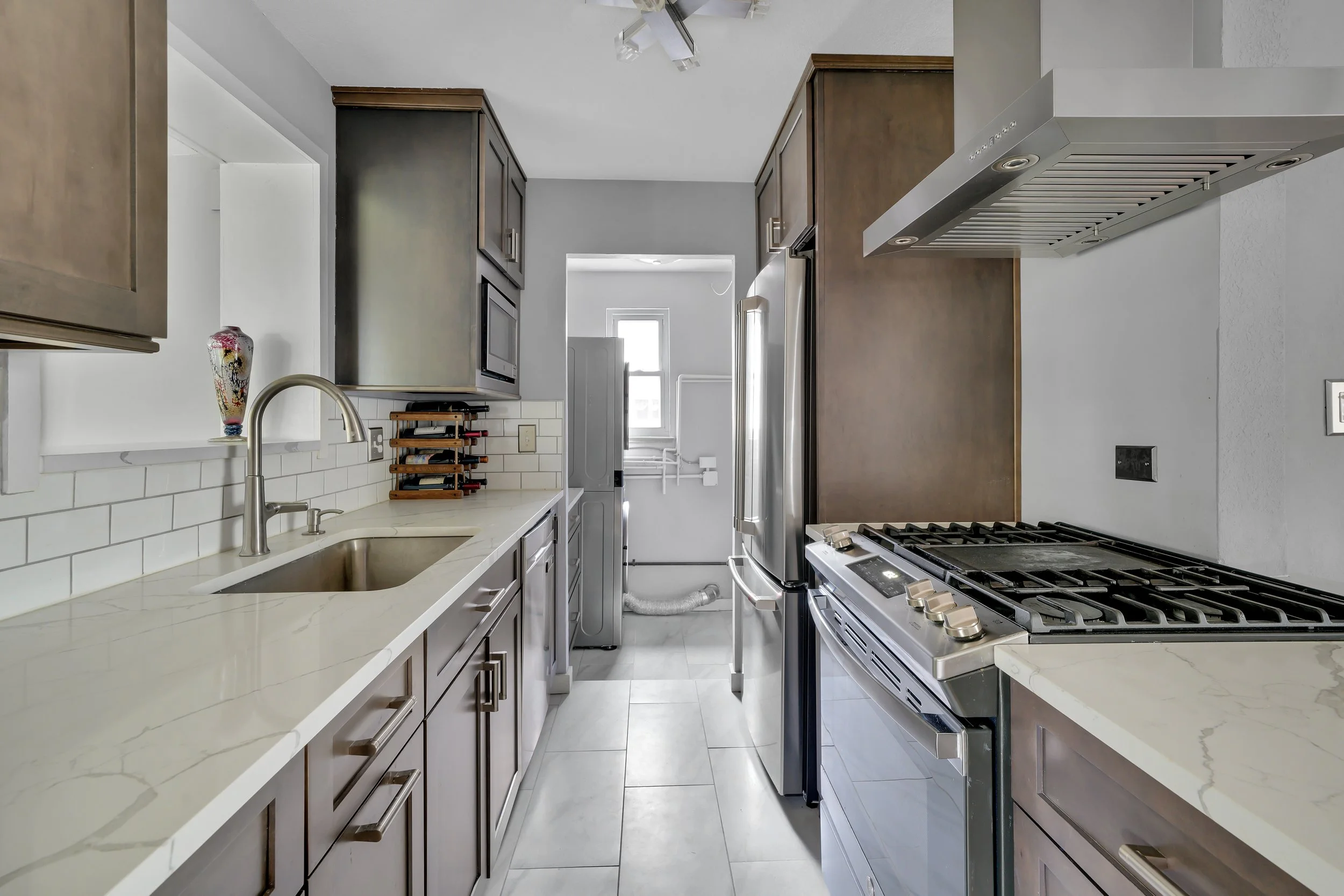 451 Orange Ct(MLS)-9.jpg