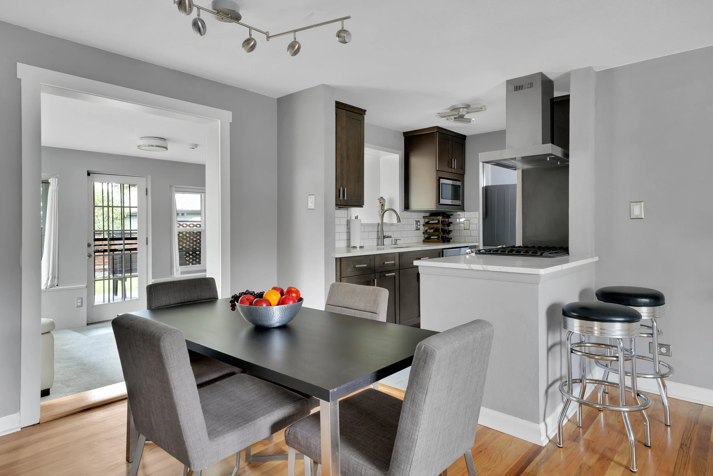 451 Orange Ct(MLS)-7.jpg