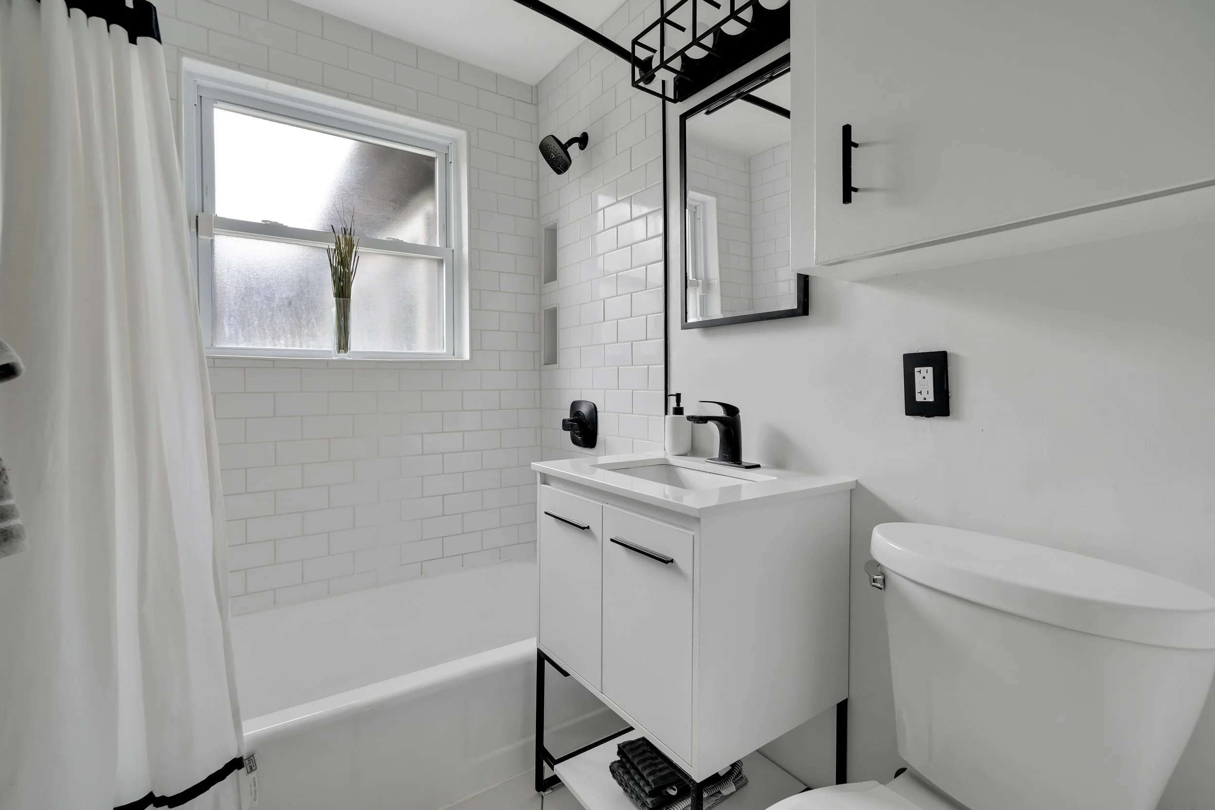 451 Orange Ct(MLS)-19.jpg