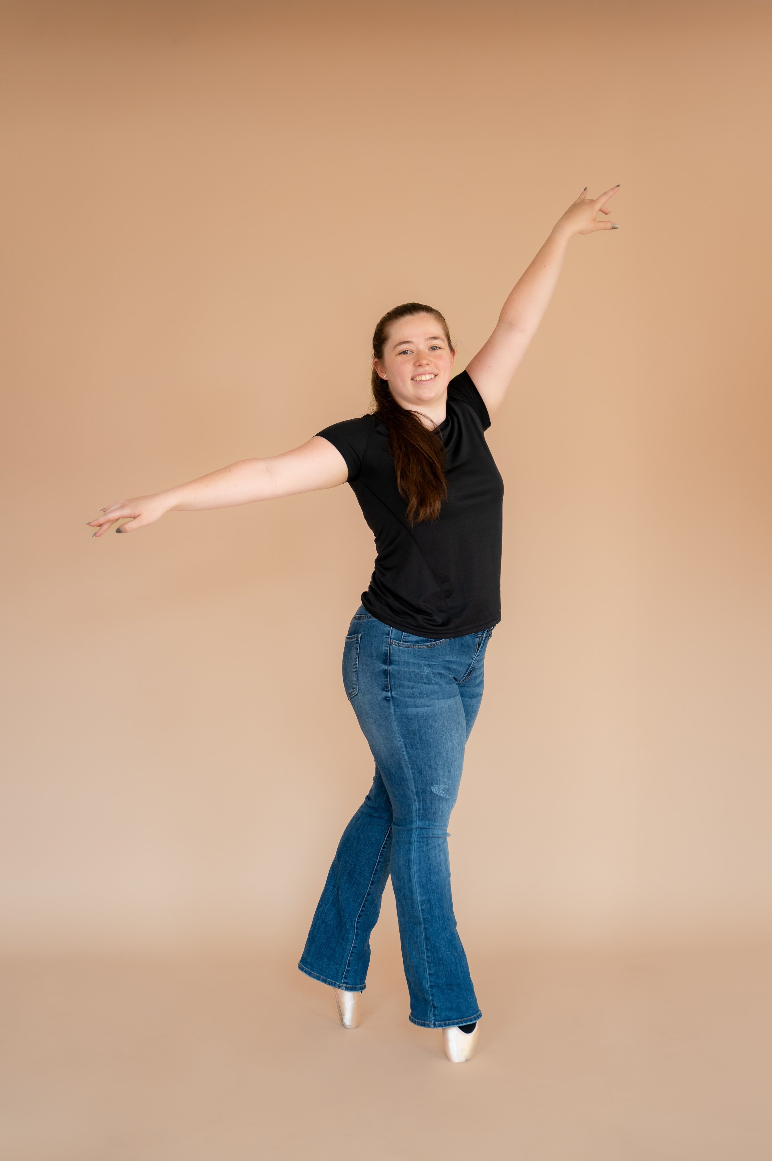 Theresa Orlandella - Dance With ME Ballet, Pointe and Irish Step Instructor