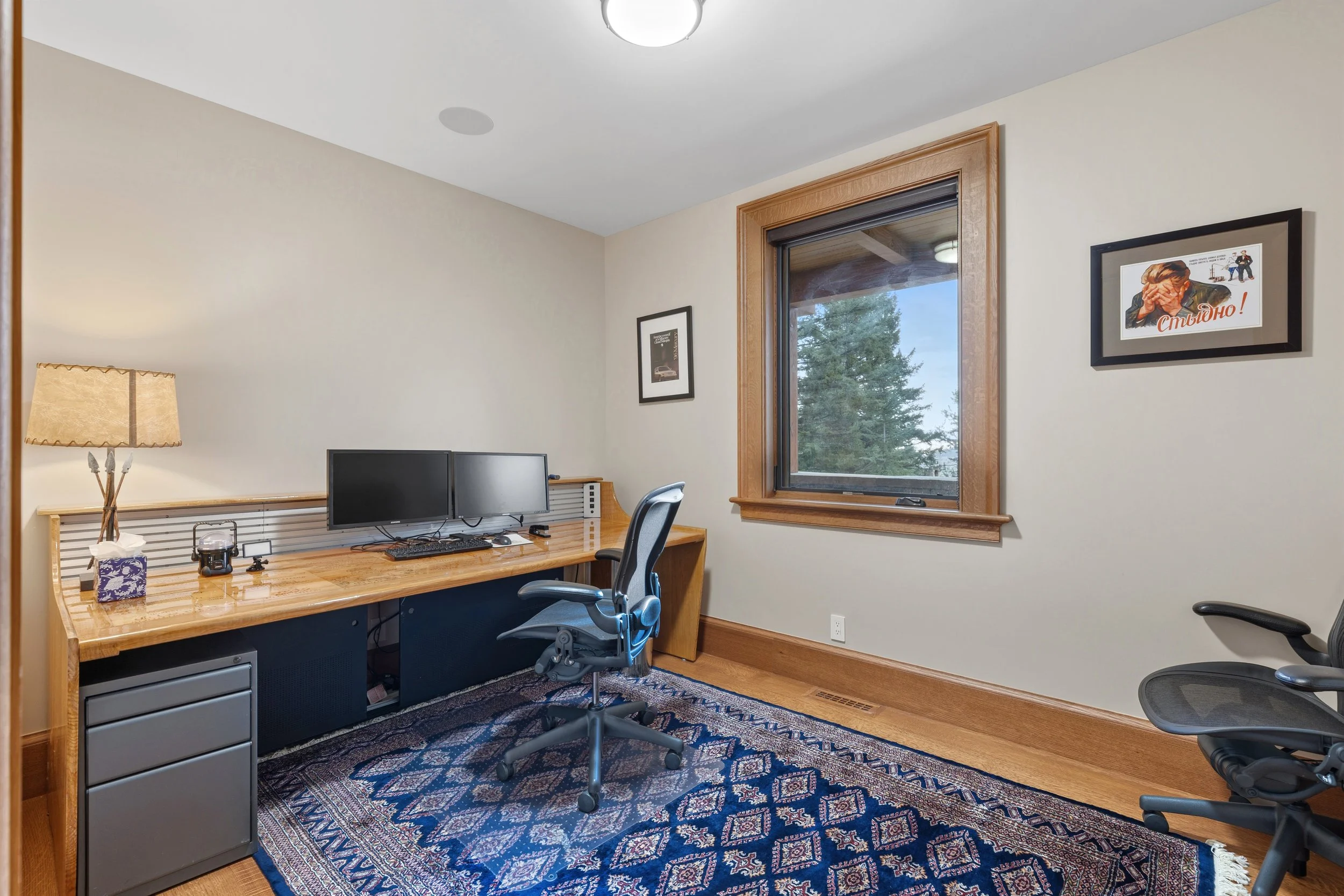 Office 2 of 2.jpg