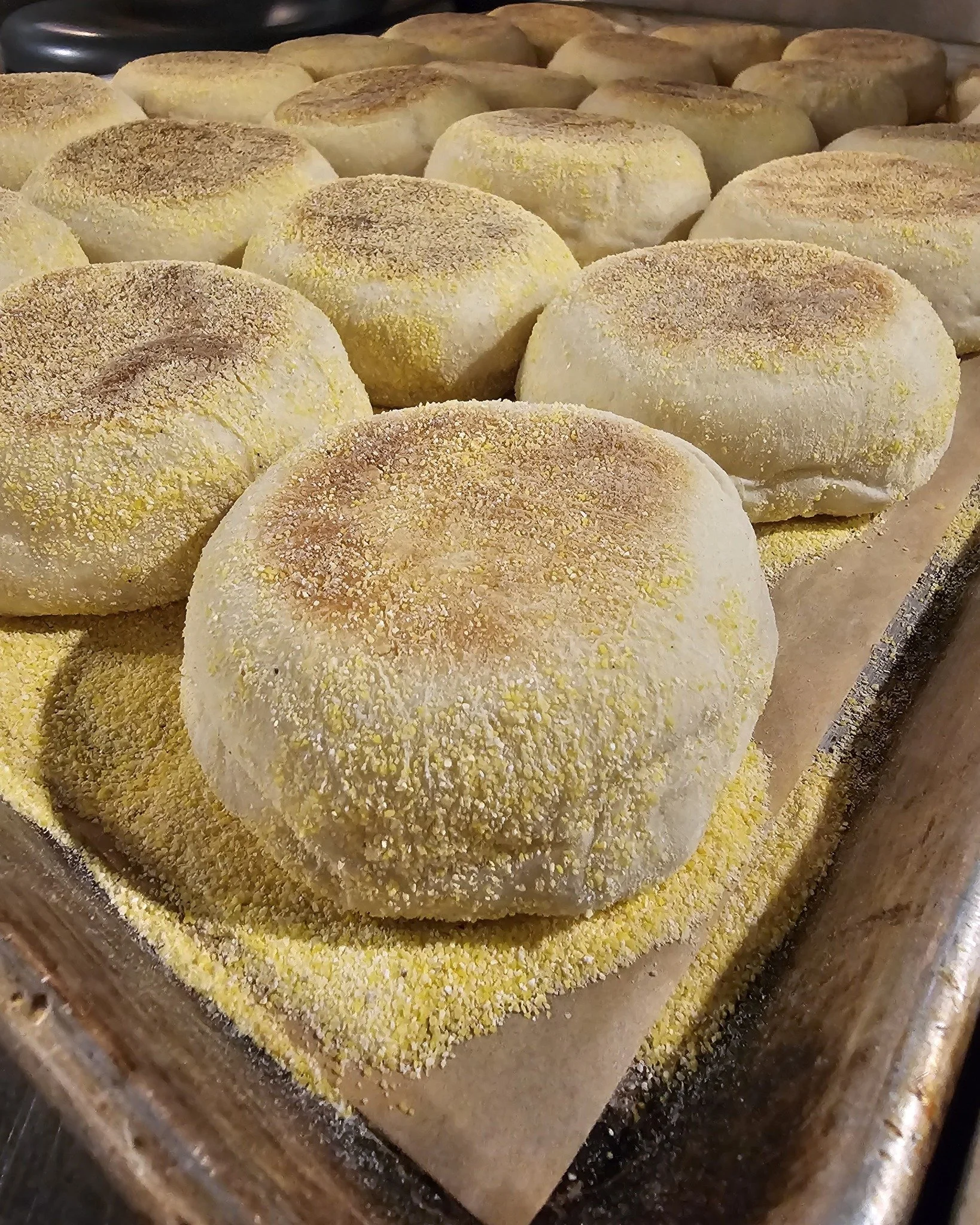 Hi, fresh English Muffins this morning! If your hungry please stop by and try one on the In House English! #cafe #breakfast #englishmuffins
