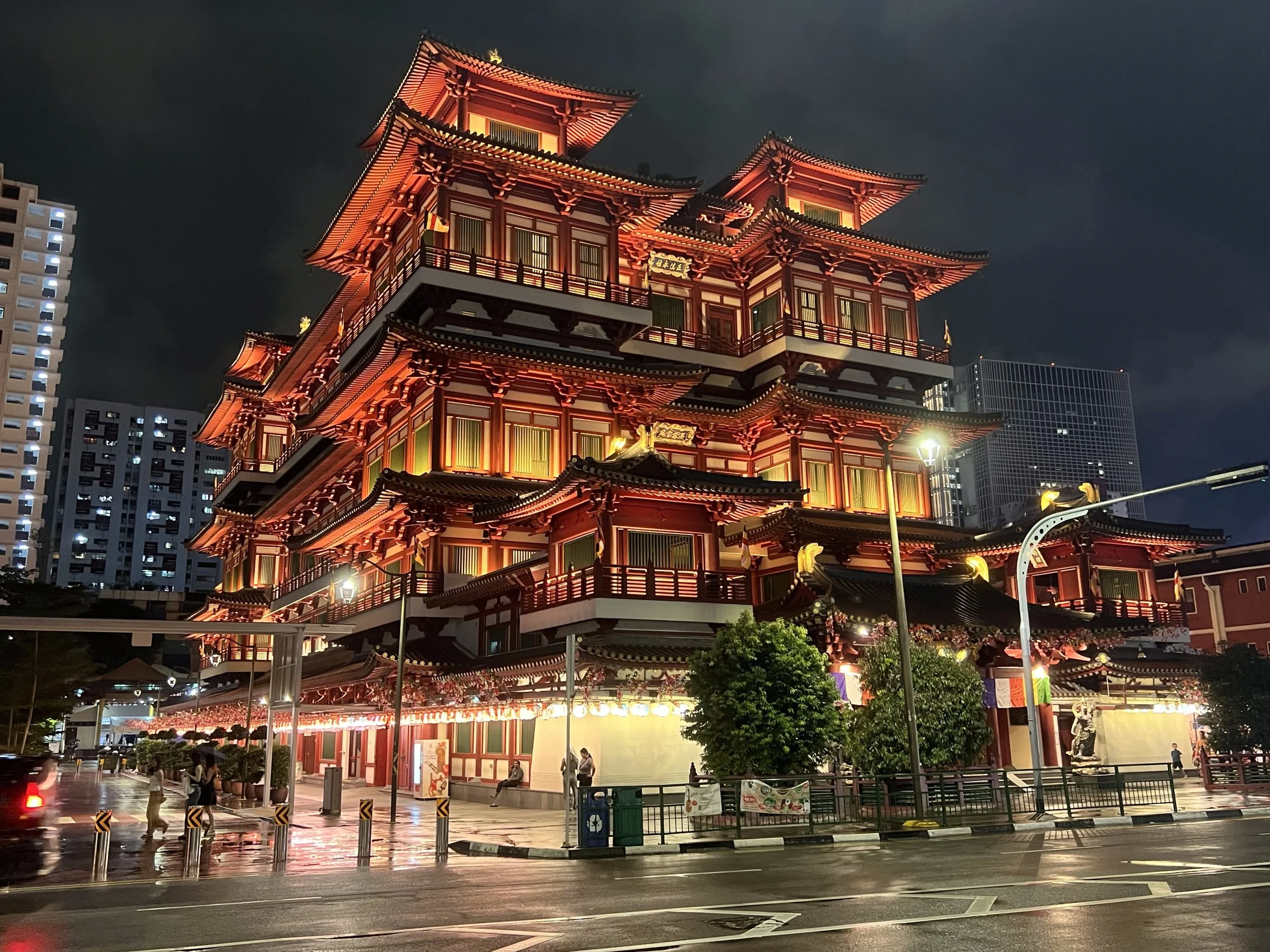 The Buddha Tooth Relic Temple and Museum (yes, "tooth") in Singapore. May 2025.