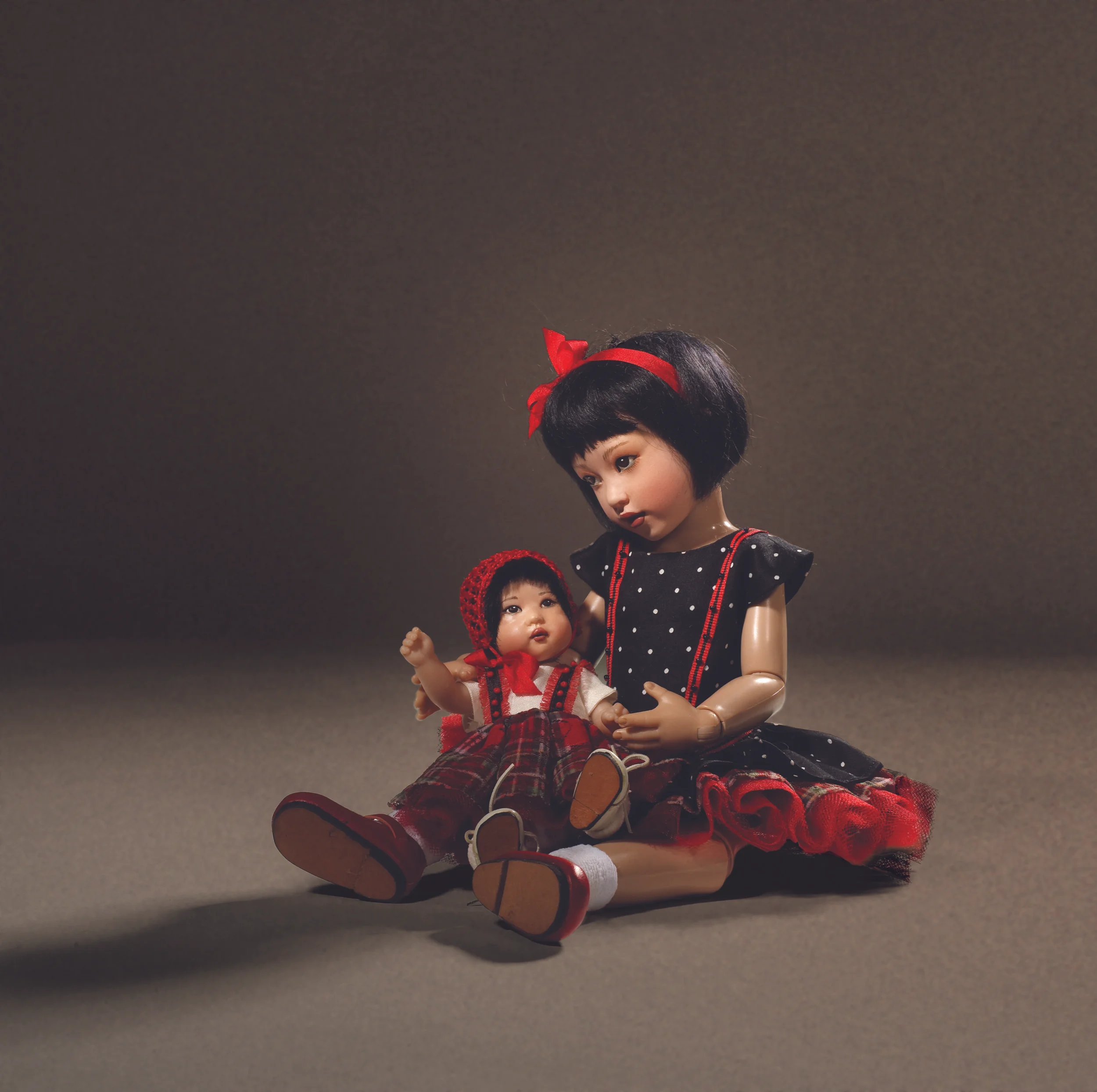 Sushin & Sasha flat.jpg